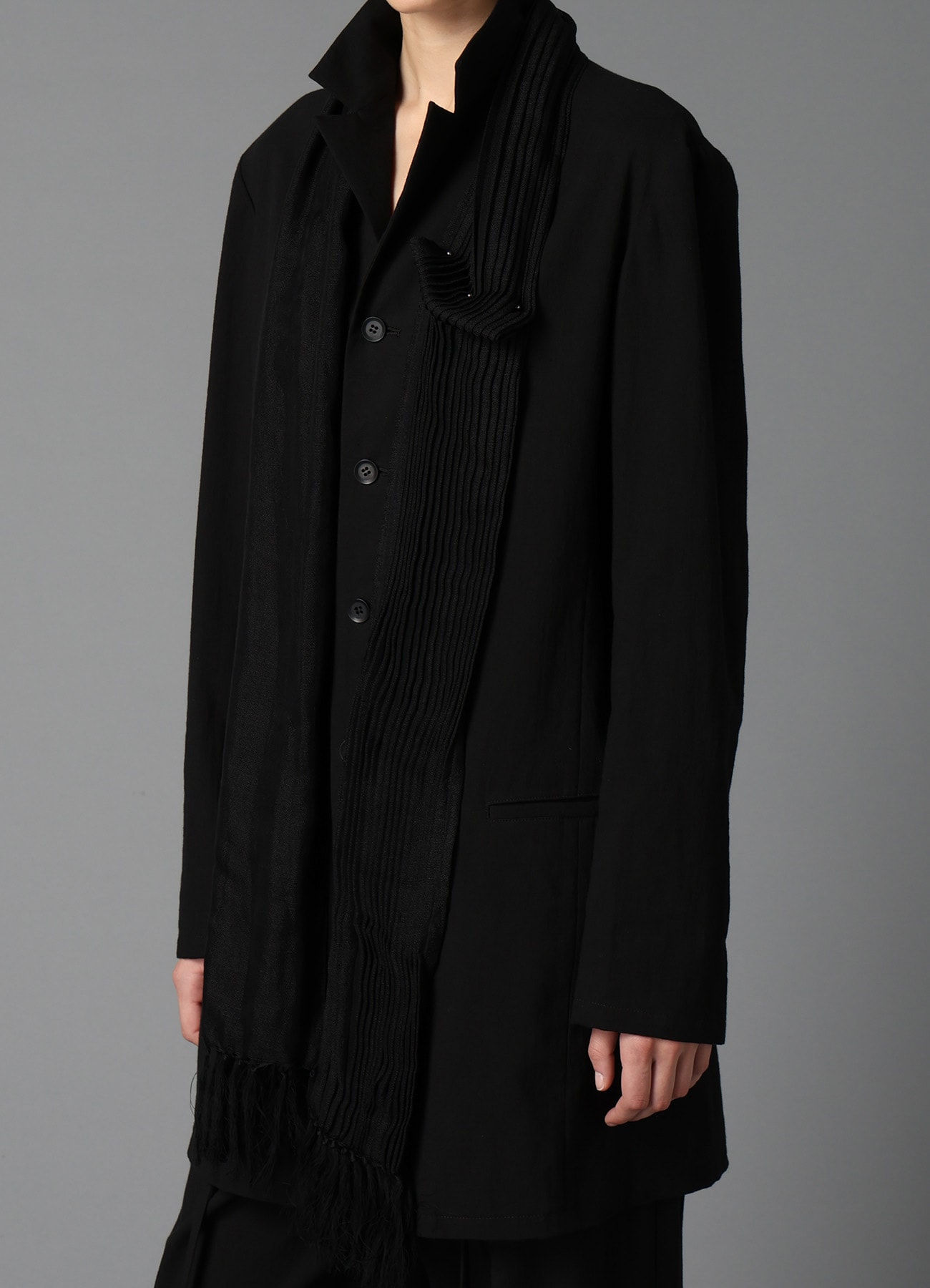 C/SI GATHER  PIERCED TUCK SCARF