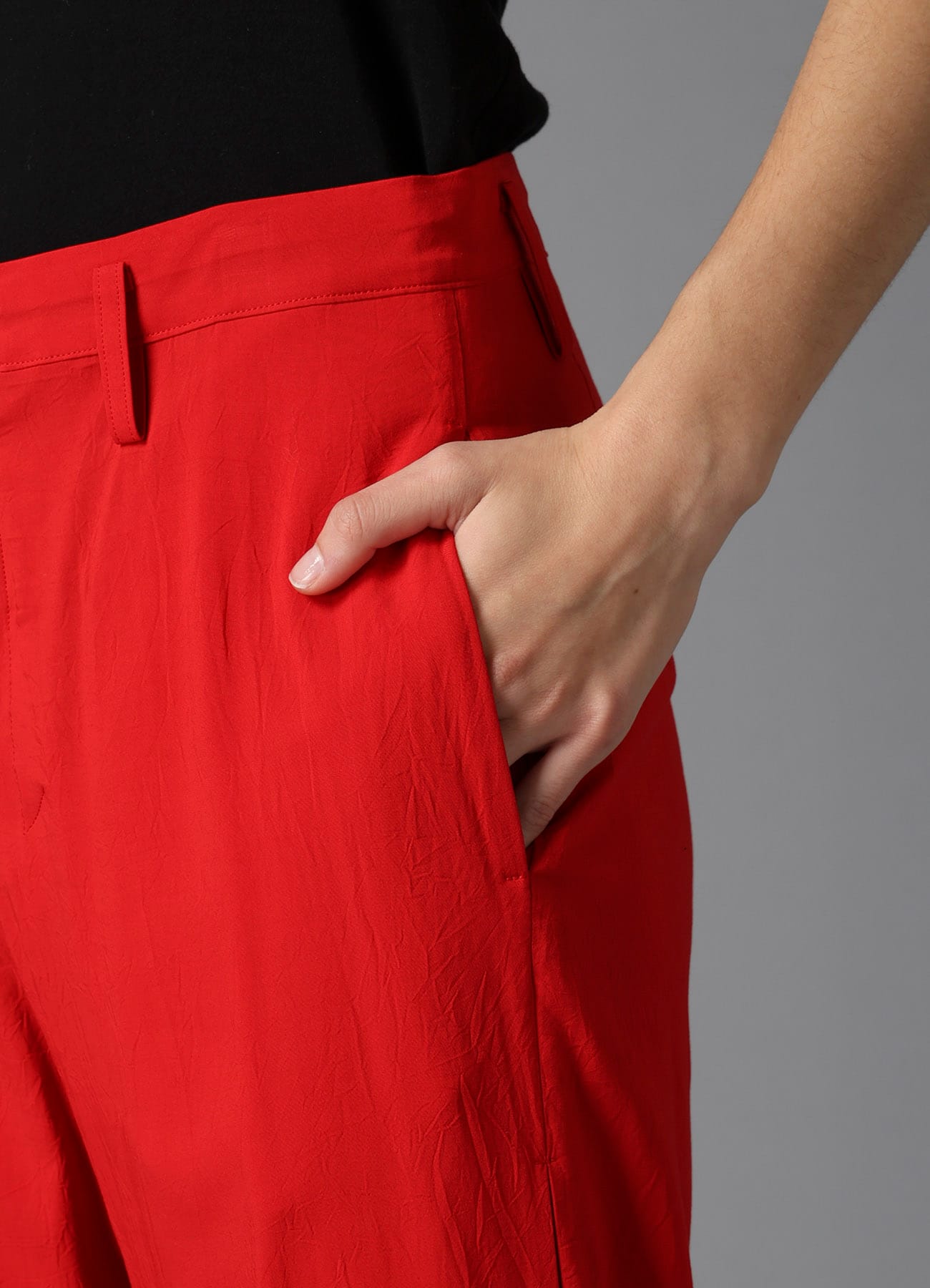 RY/ WRINKLED LAWN SLIT SLIM PANTS