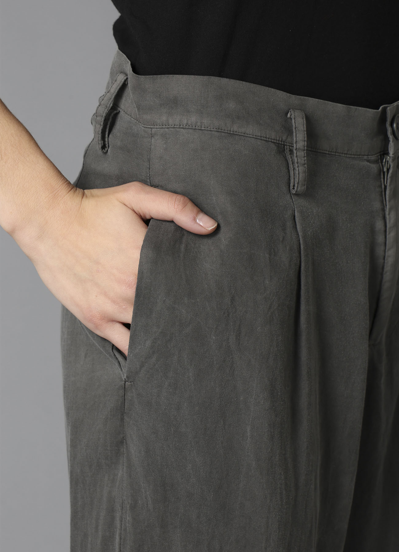 GARMENT-DYED LAWN SLIT PANTS