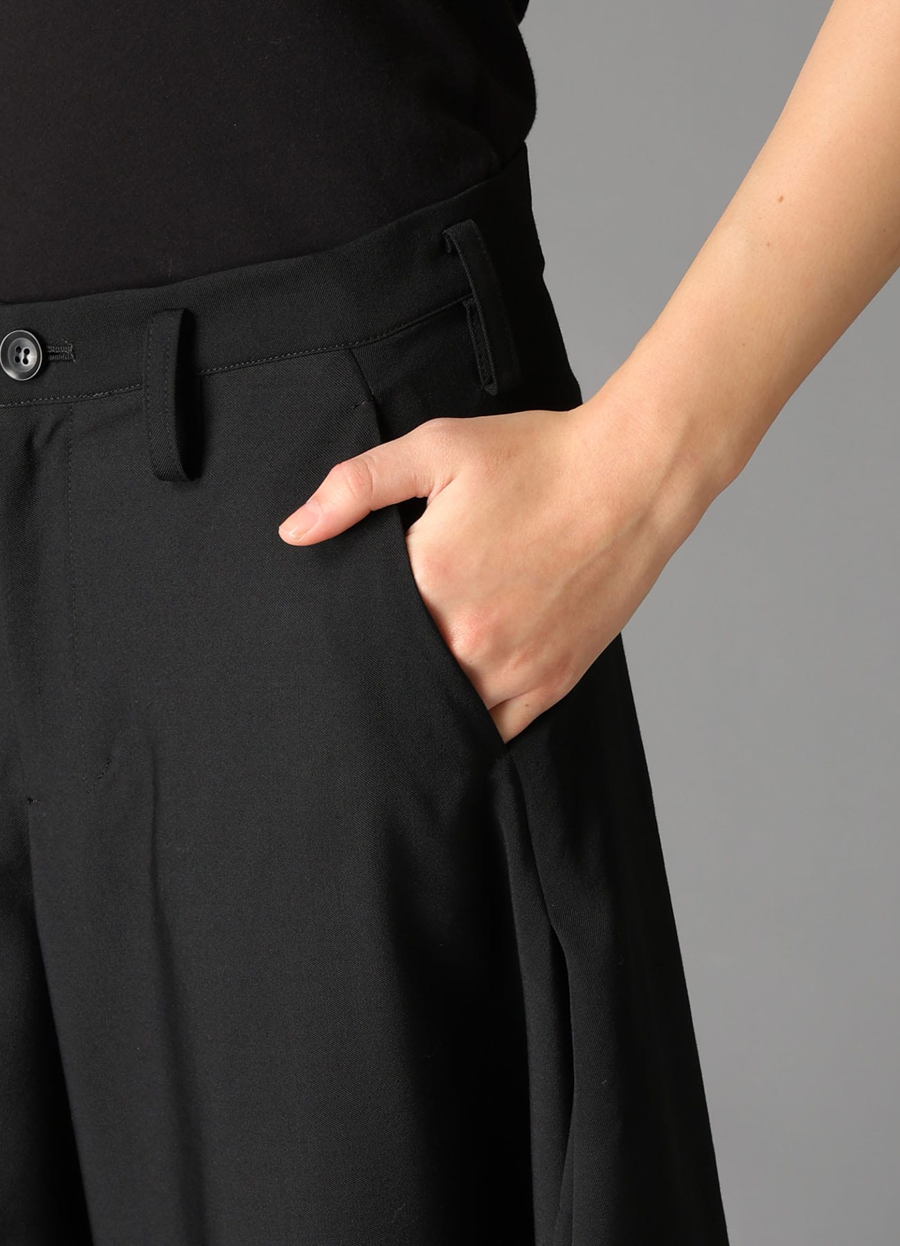 W/GABARDINE BIG TUCK PANTS B(S Black): LIMI feu｜THE SHOP YOHJI