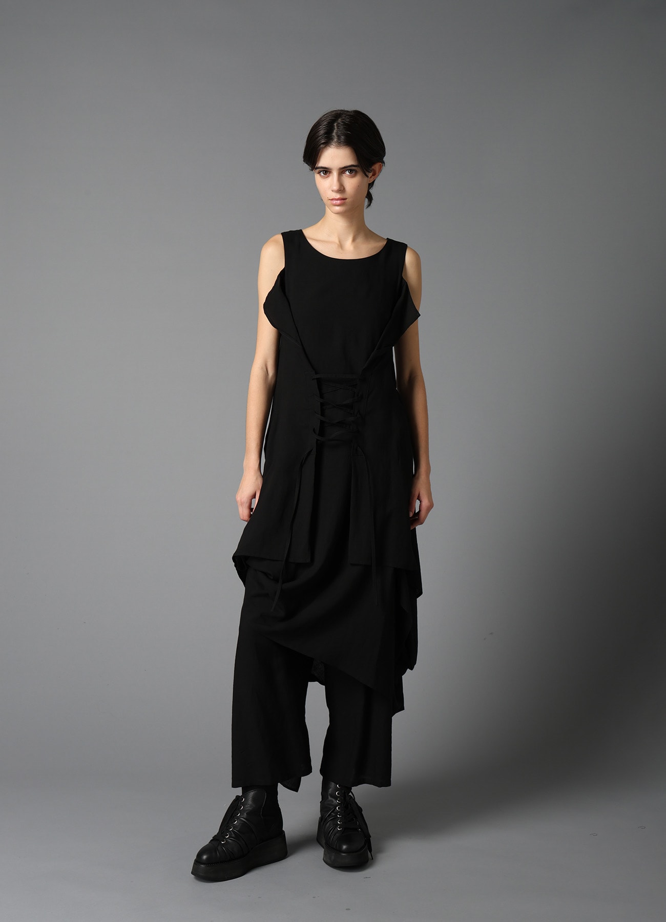 CELLULOSE/ LINEN LAWN BIG TUCK PANTS B