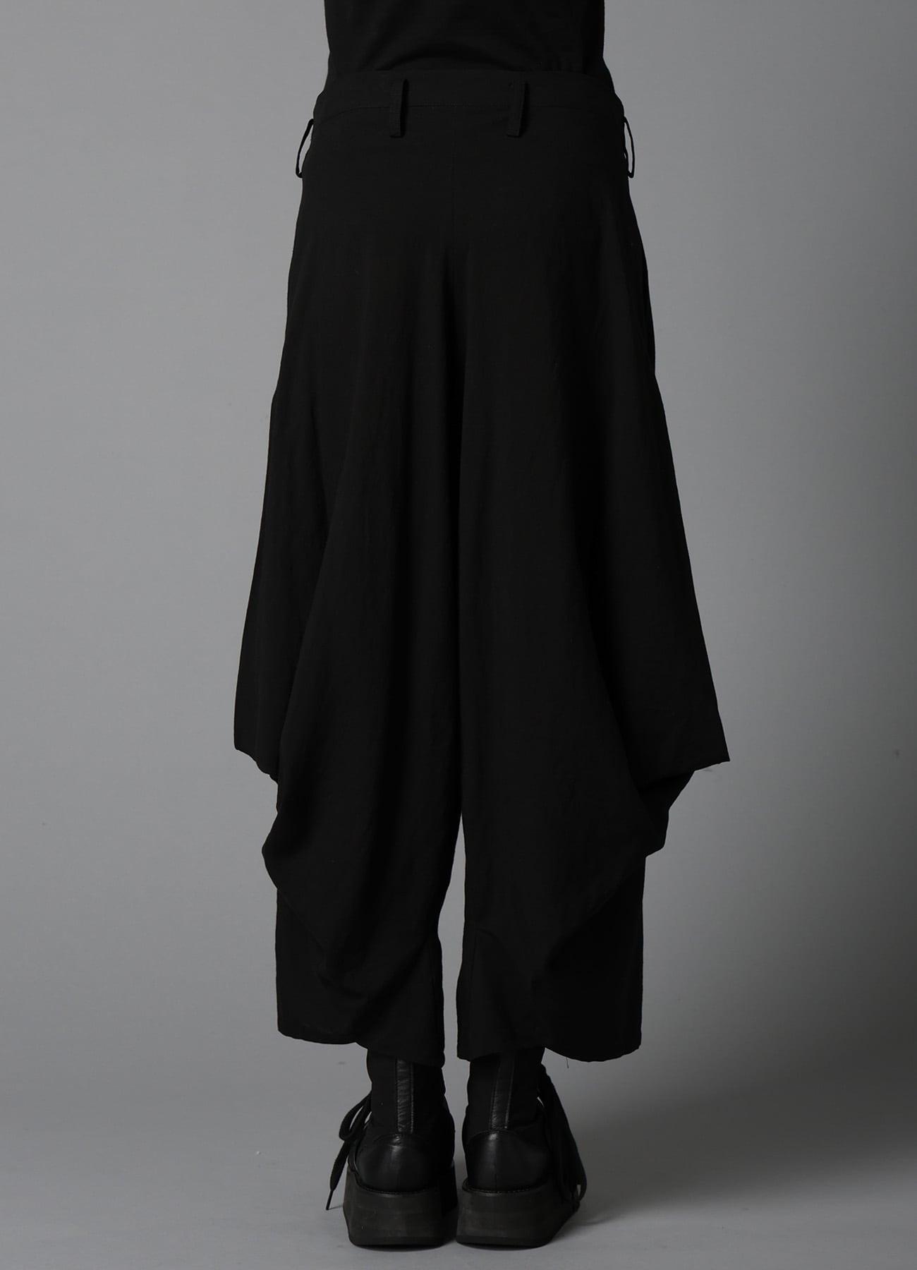 CELLULOSE/ LINEN LAWN BIG TUCK PANTS B