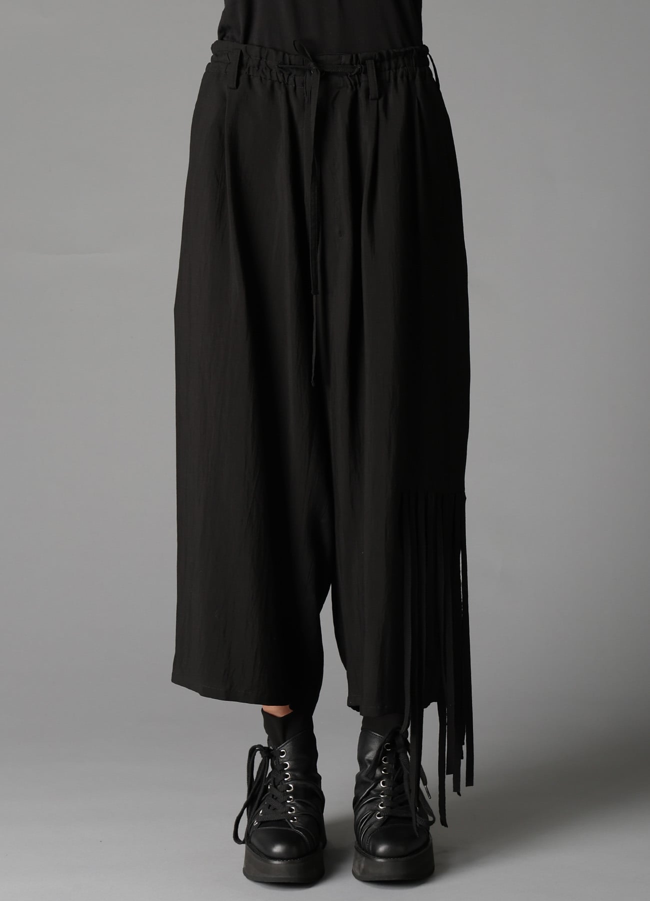 HIGH TWISTED GABARDINE FRINGE PATNS
