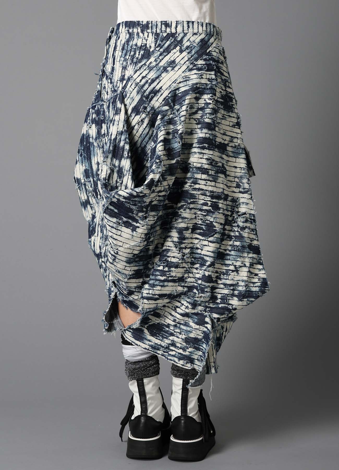 DAMAGED DENIM DRAPED SKIRT