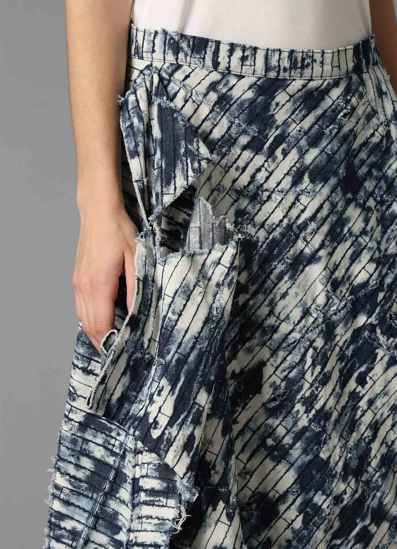 DAMAGED DENIM DRAPED SKIRT