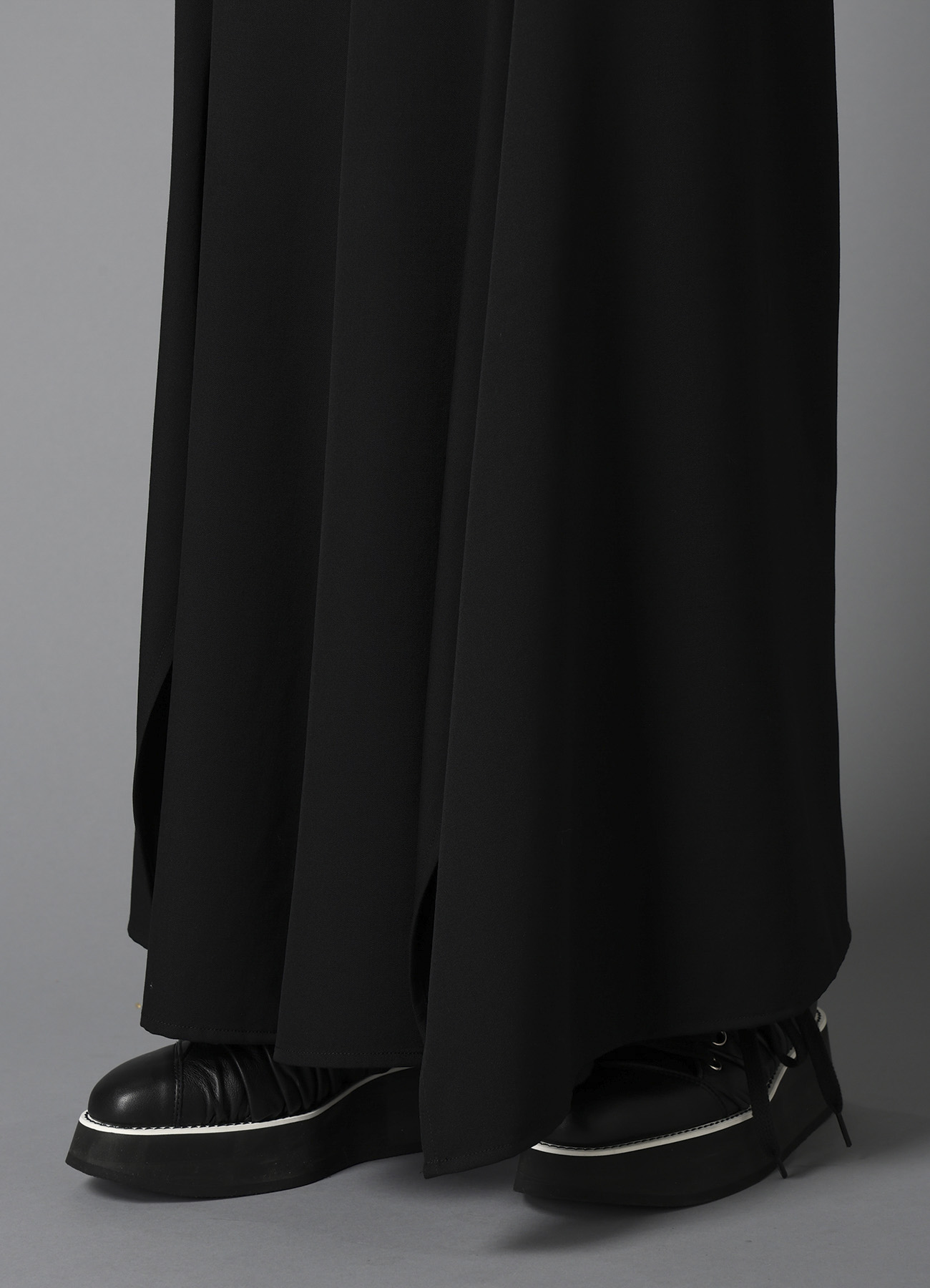 W/GABARDINE F FLARE SKIRT