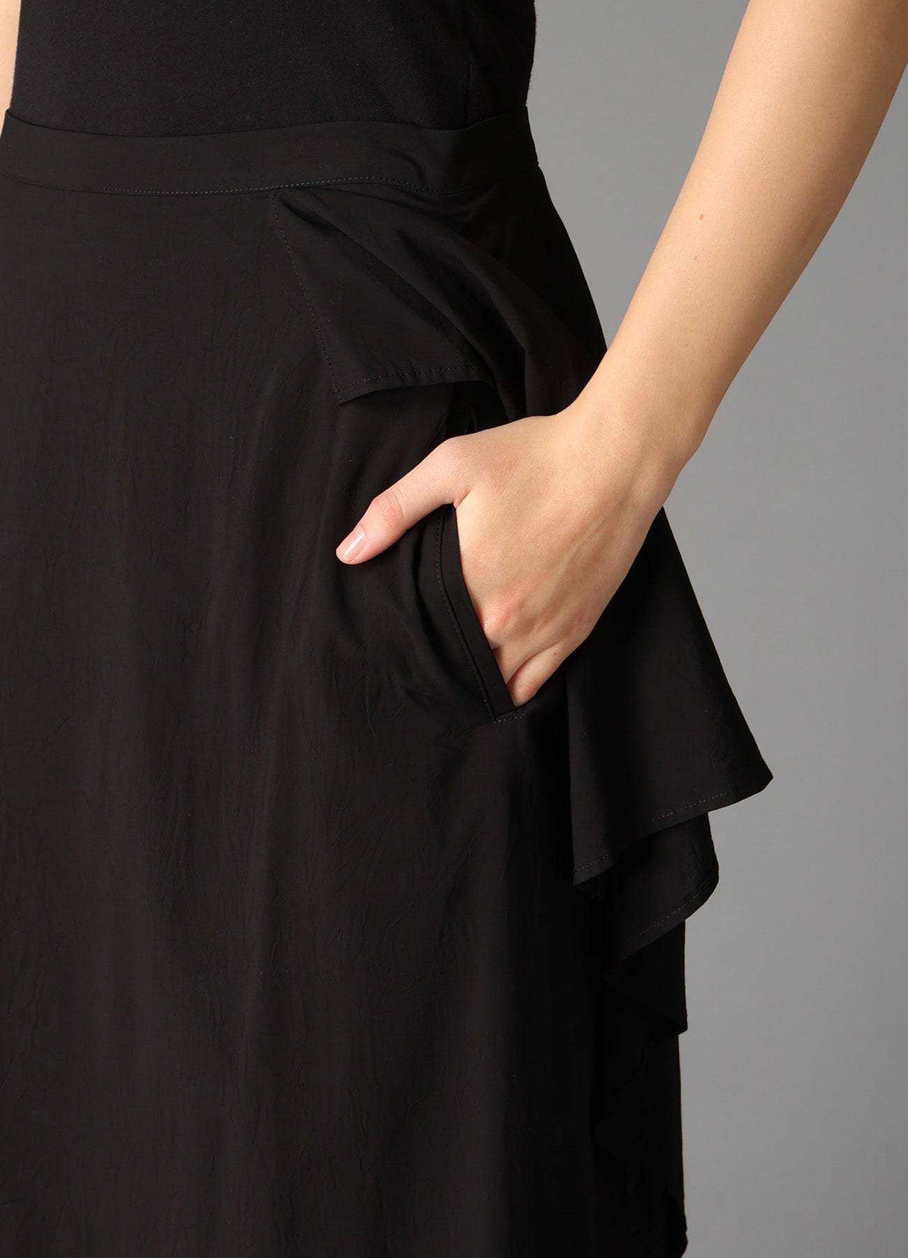 RY/ WRINKLED LAWN B TWISTED SKIRT