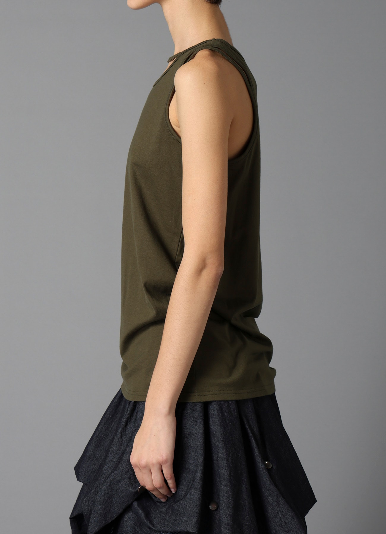 60/2 COTTON SINGLE JERSEY BINDER DETAIL TANK TOP