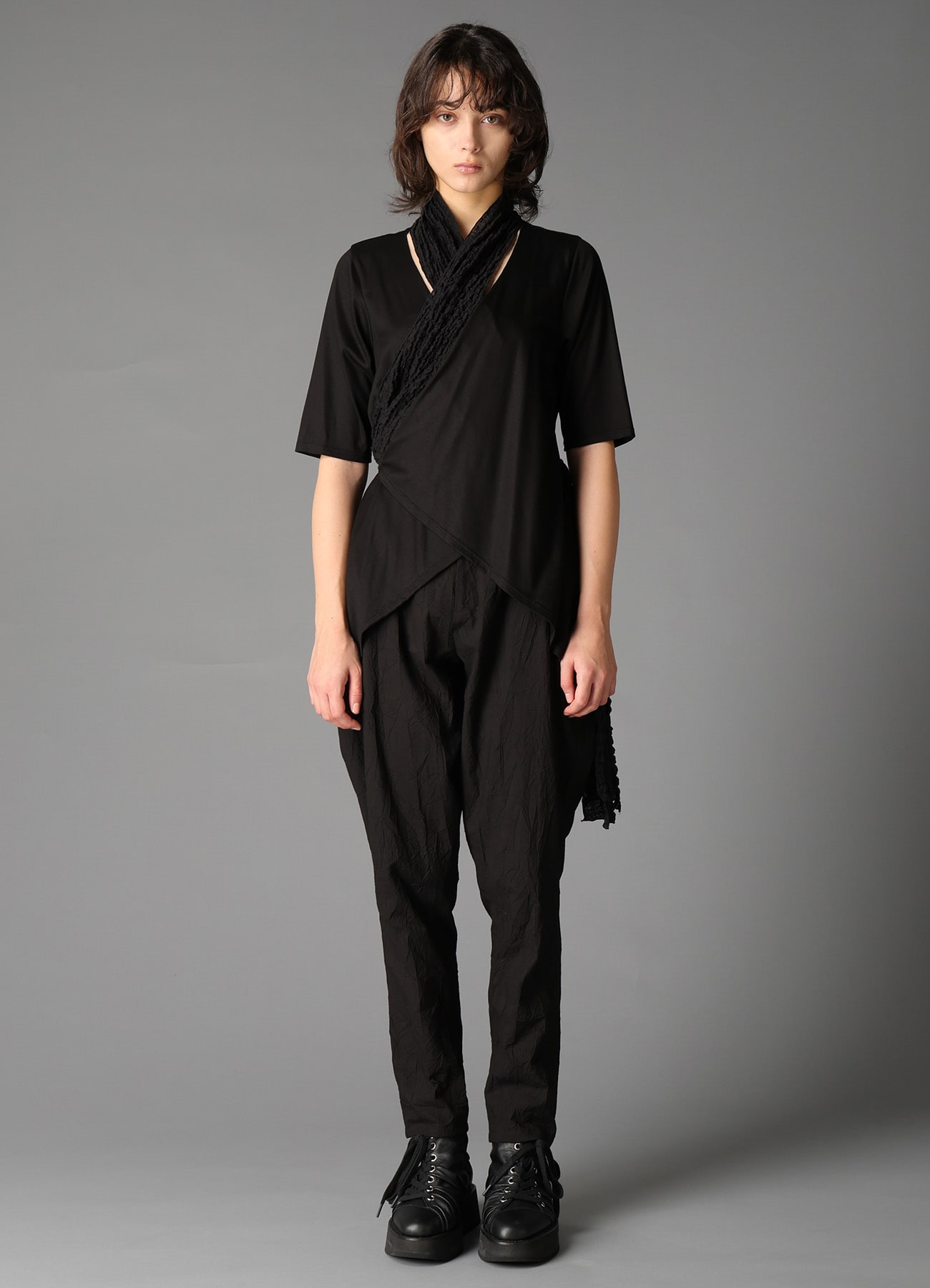 SINGLE JERSEY+SHRINKED LACE SCARF DETAIL SHORT CARDIGAN