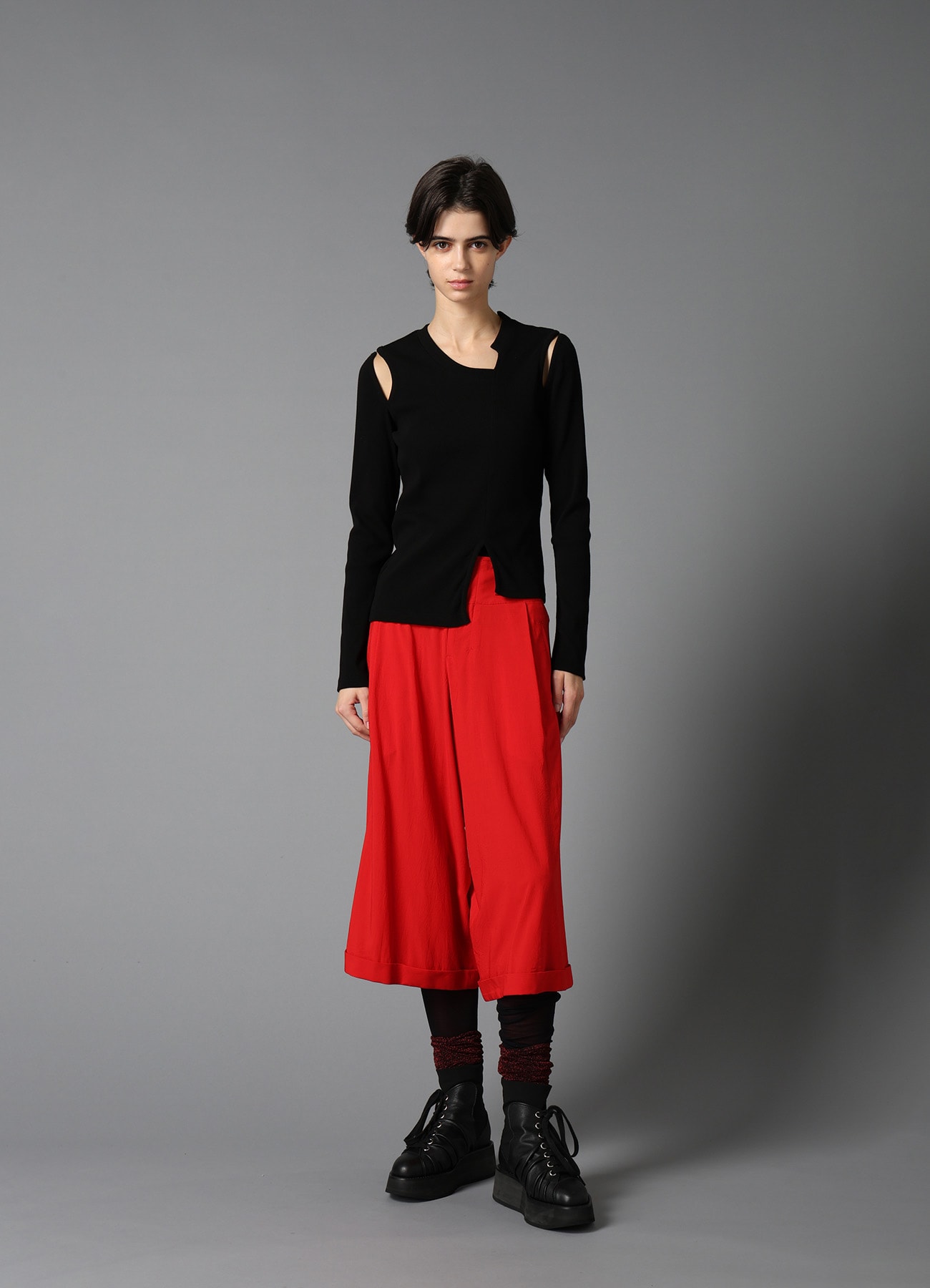 COTTON RIB ASYMMETRIC LONG SLEEVE TEE