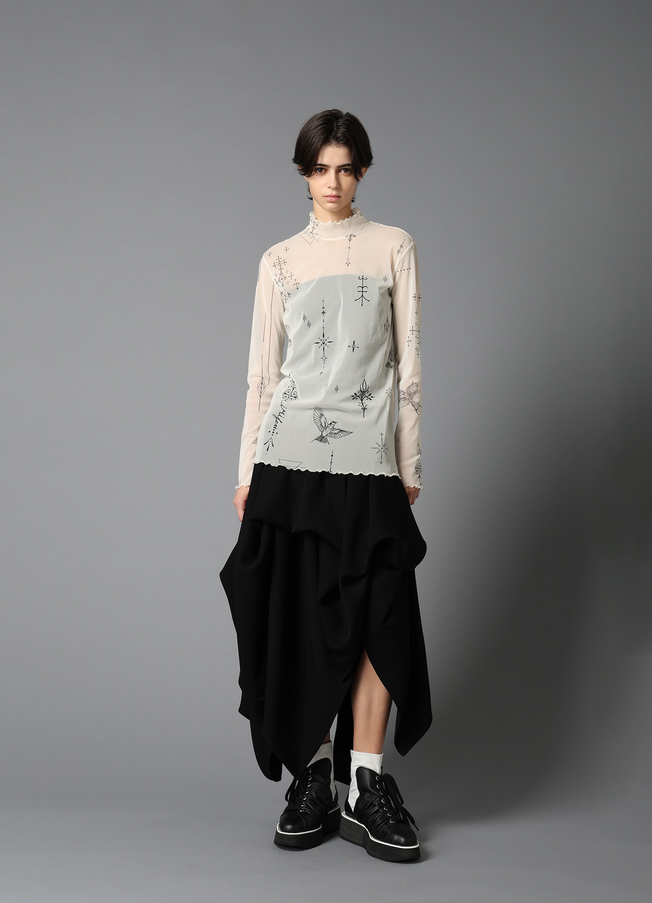 TATTOO PRINTED TULLE TURTLE NECK T