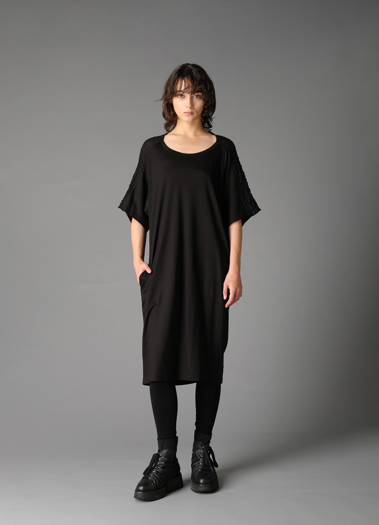 SINGLE JERSEY+SHRINKED LACE BACK TWIST DETAIL DRESS