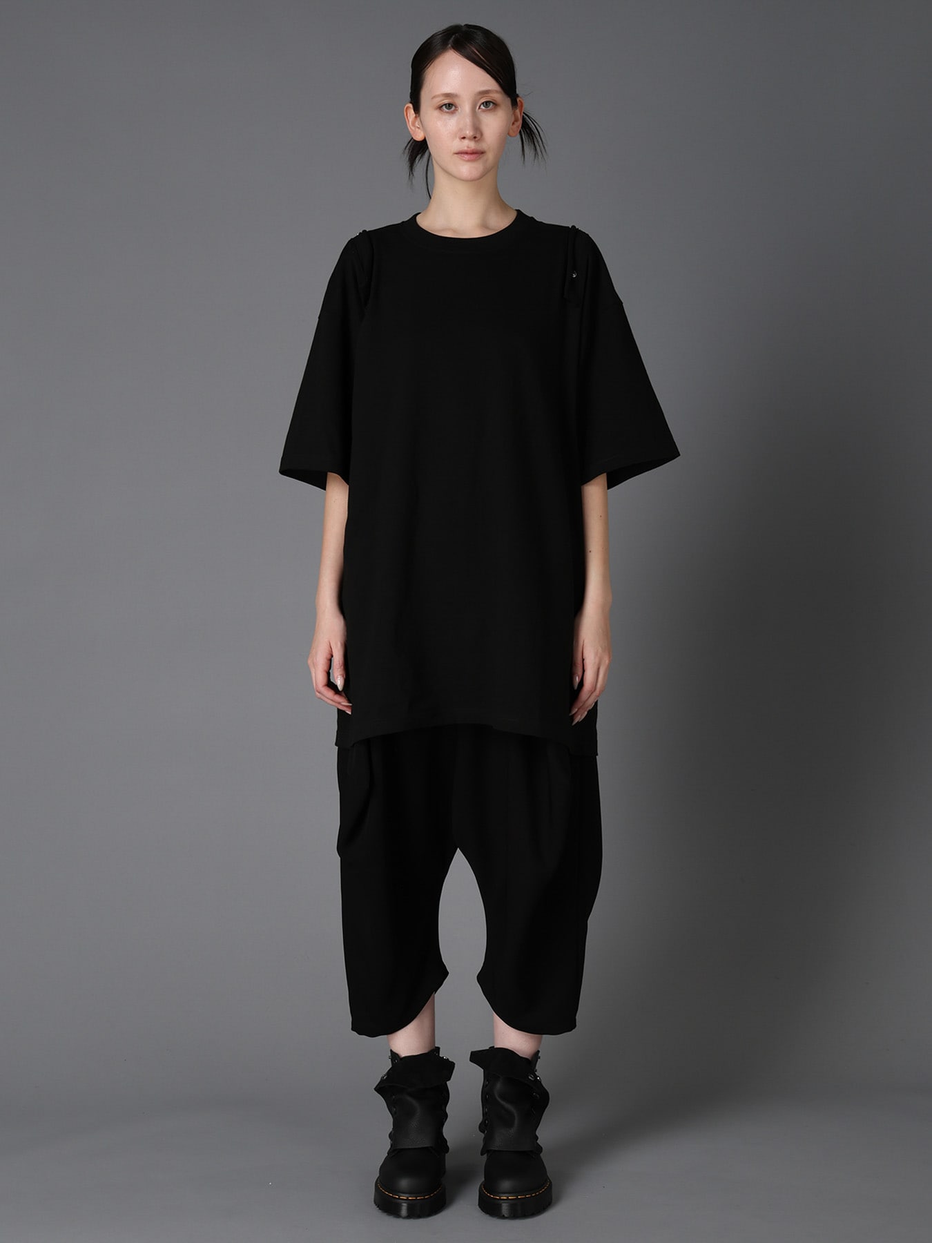 [LIMIted] DOT BUTTON REMAKE T-SHIRT