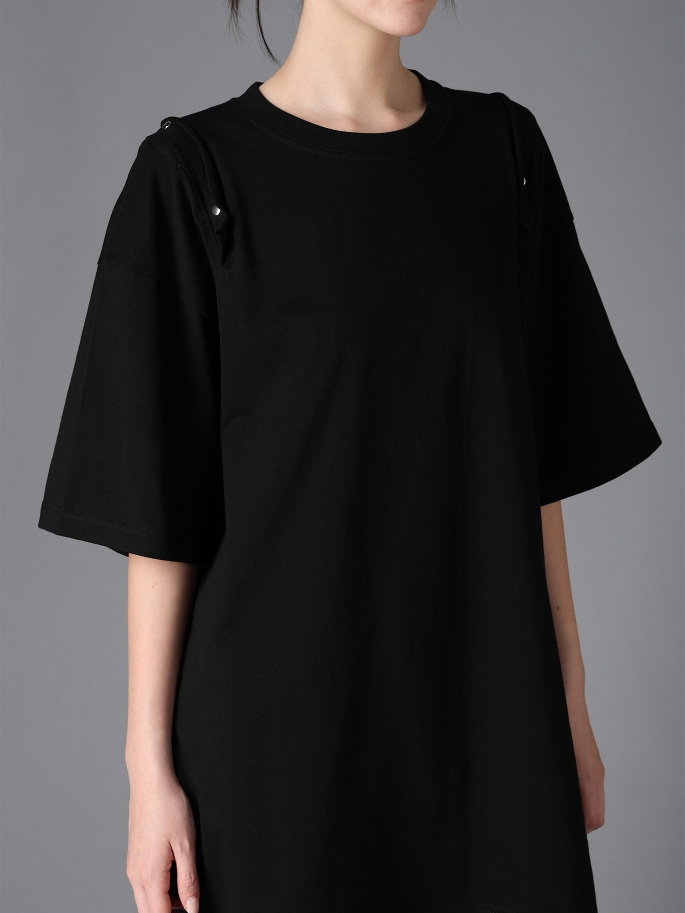[LIMIted] DOT BUTTON REMAKE T-SHIRT