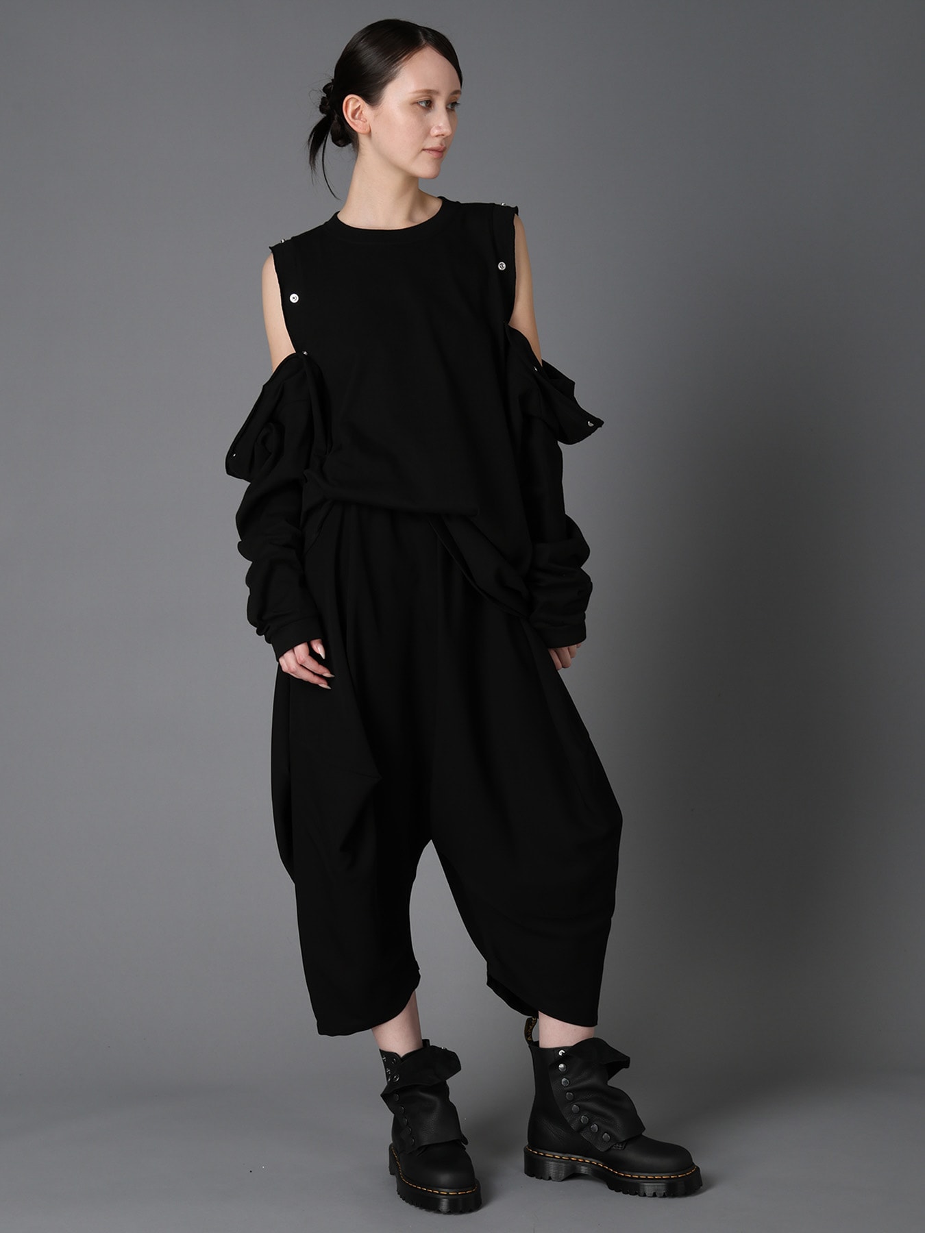 DOT BUTTON REMAKE LONG SLEEVE T-SHIRT