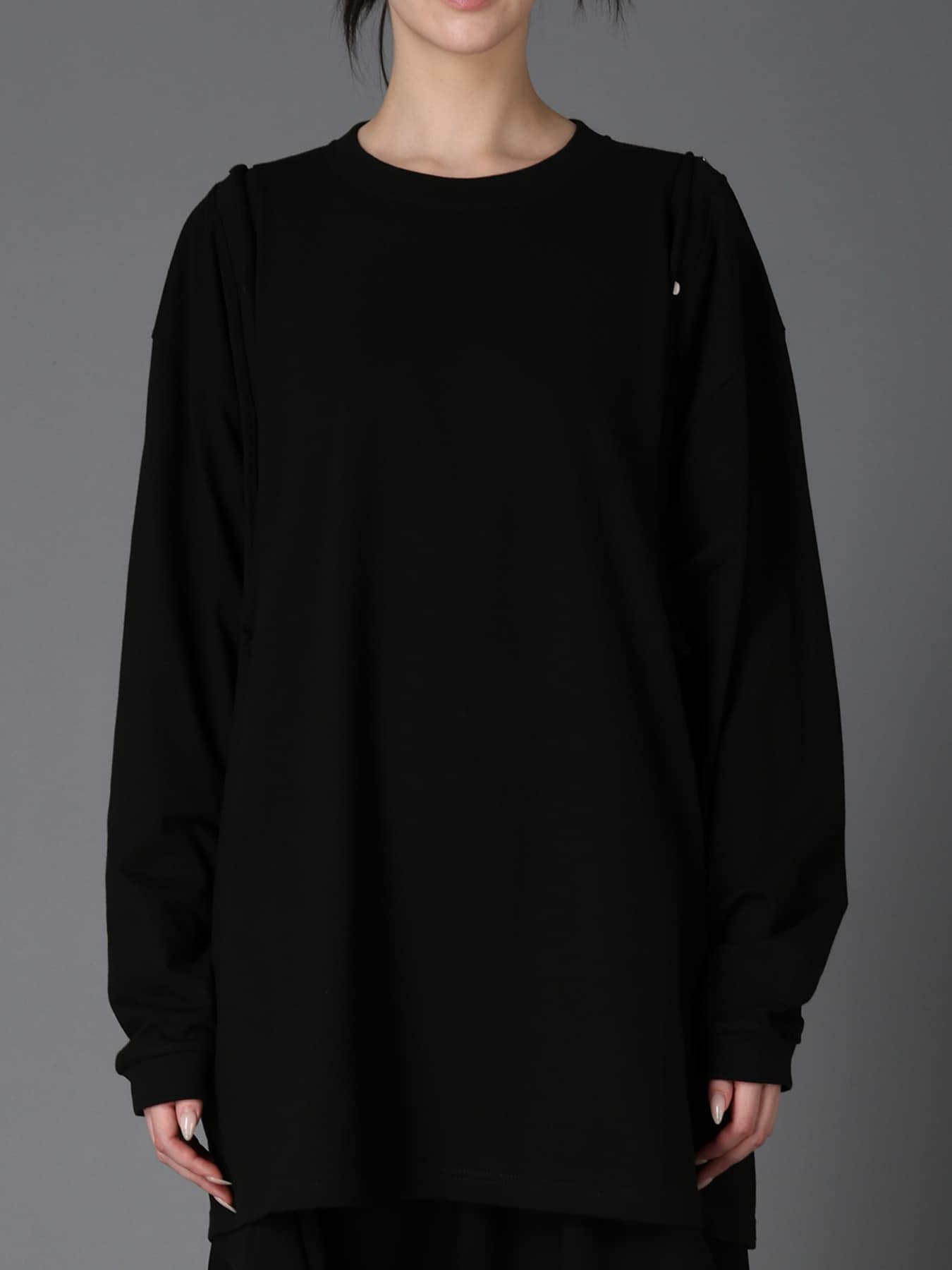 DOT BUTTON REMAKE LONG SLEEVE T-SHIRT