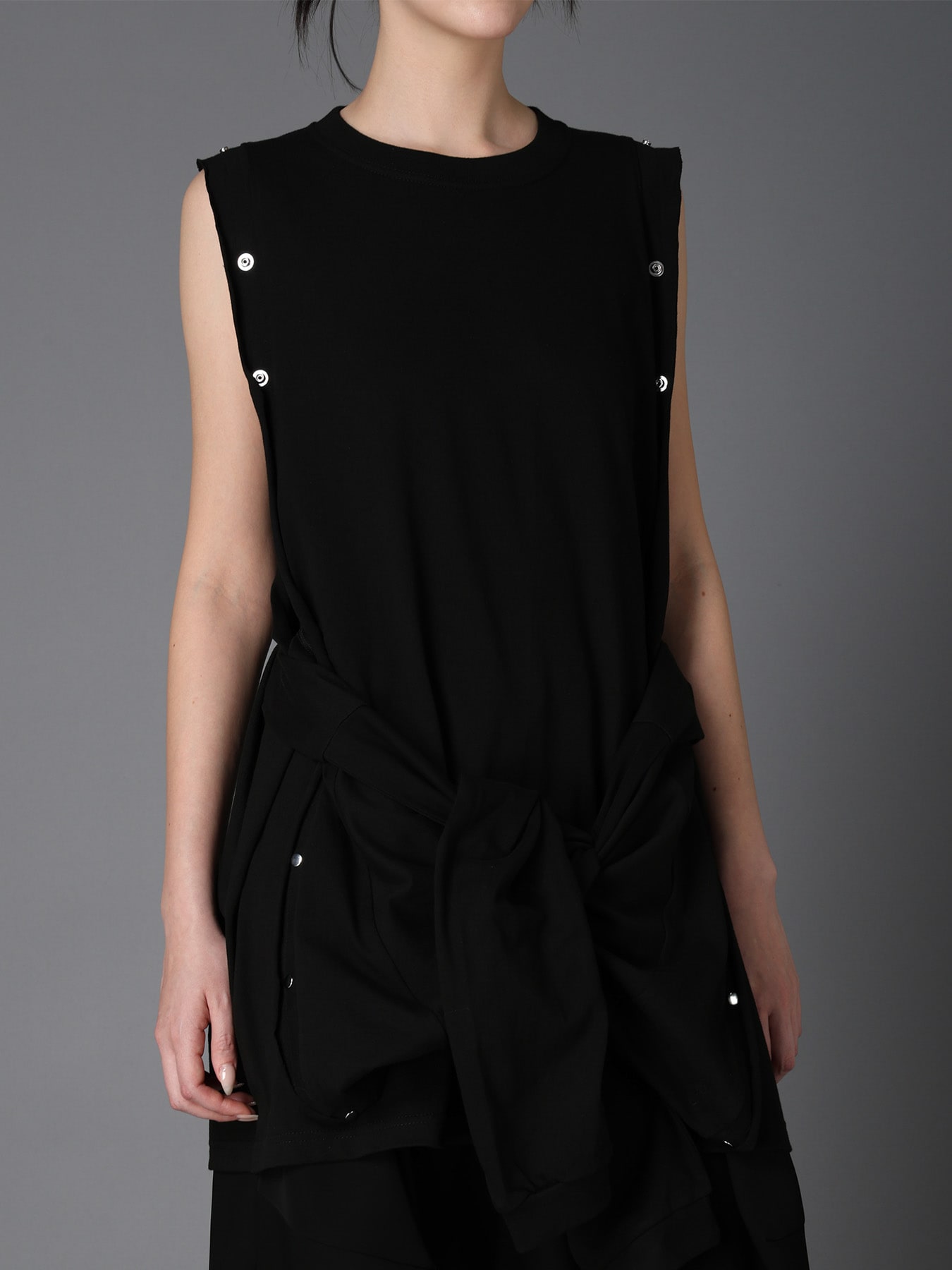 DOT BUTTON REMAKE LONG SLEEVE T-SHIRT