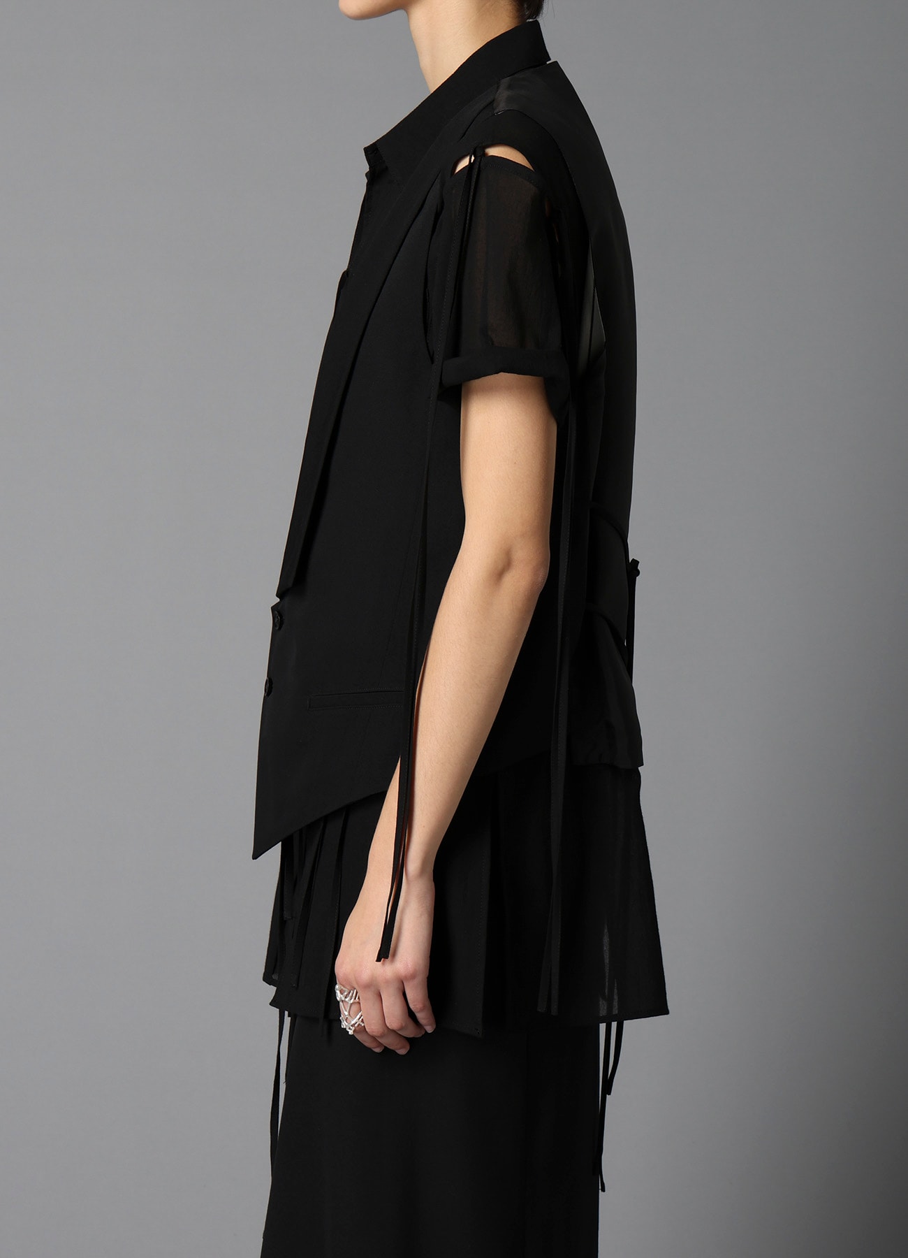 W/GABARDINE COLLARED VEST