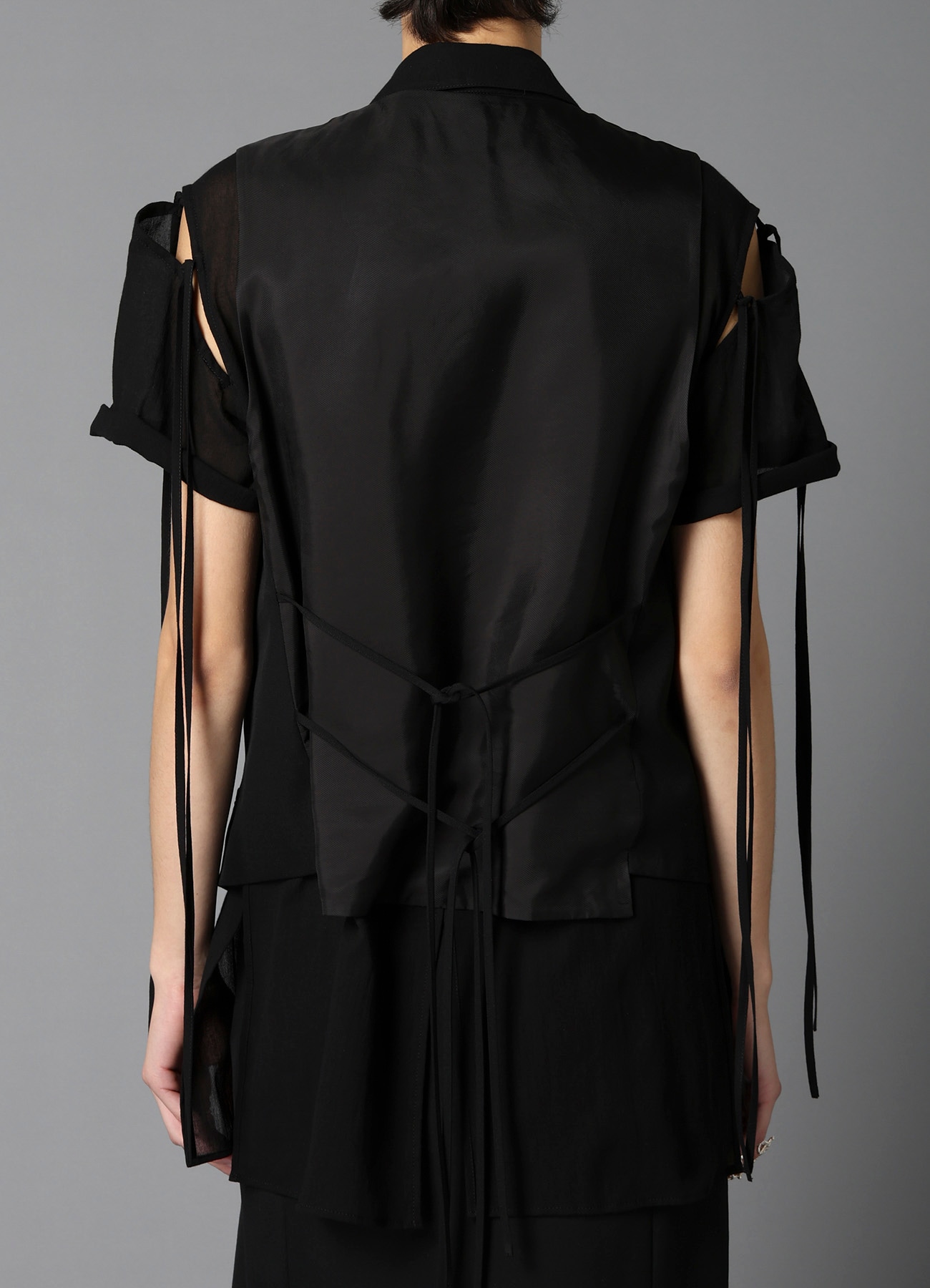 W/GABARDINE COLLARED VEST