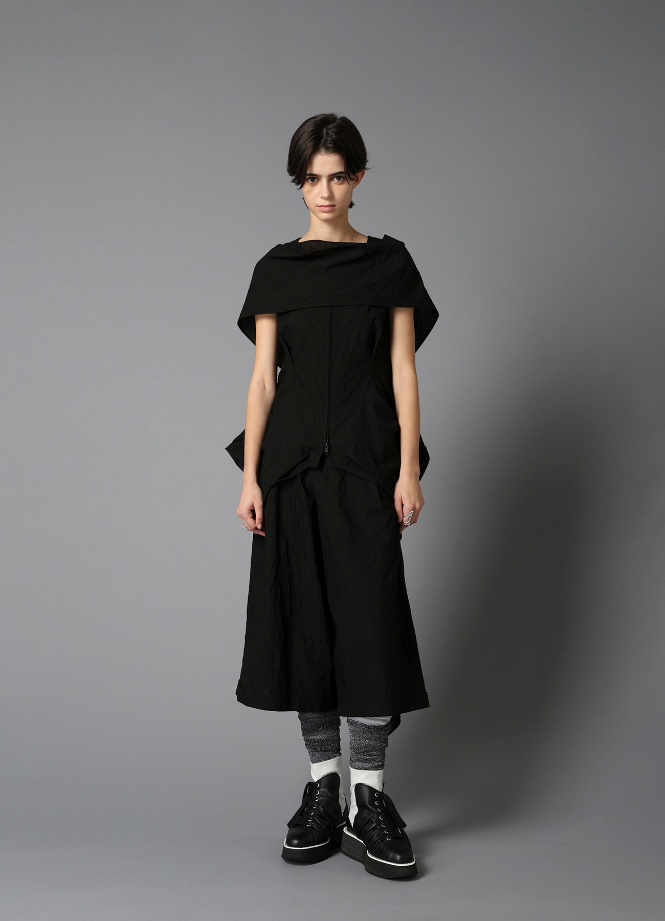 WRINKLED TYPEWRITER  SCARF DETAIL VEST