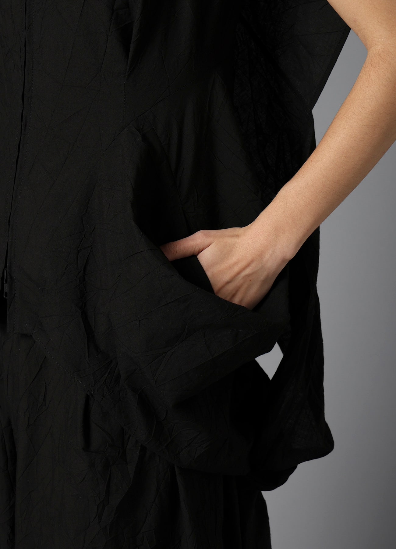 WRINKLED TYPEWRITER  SCARF DETAIL VEST