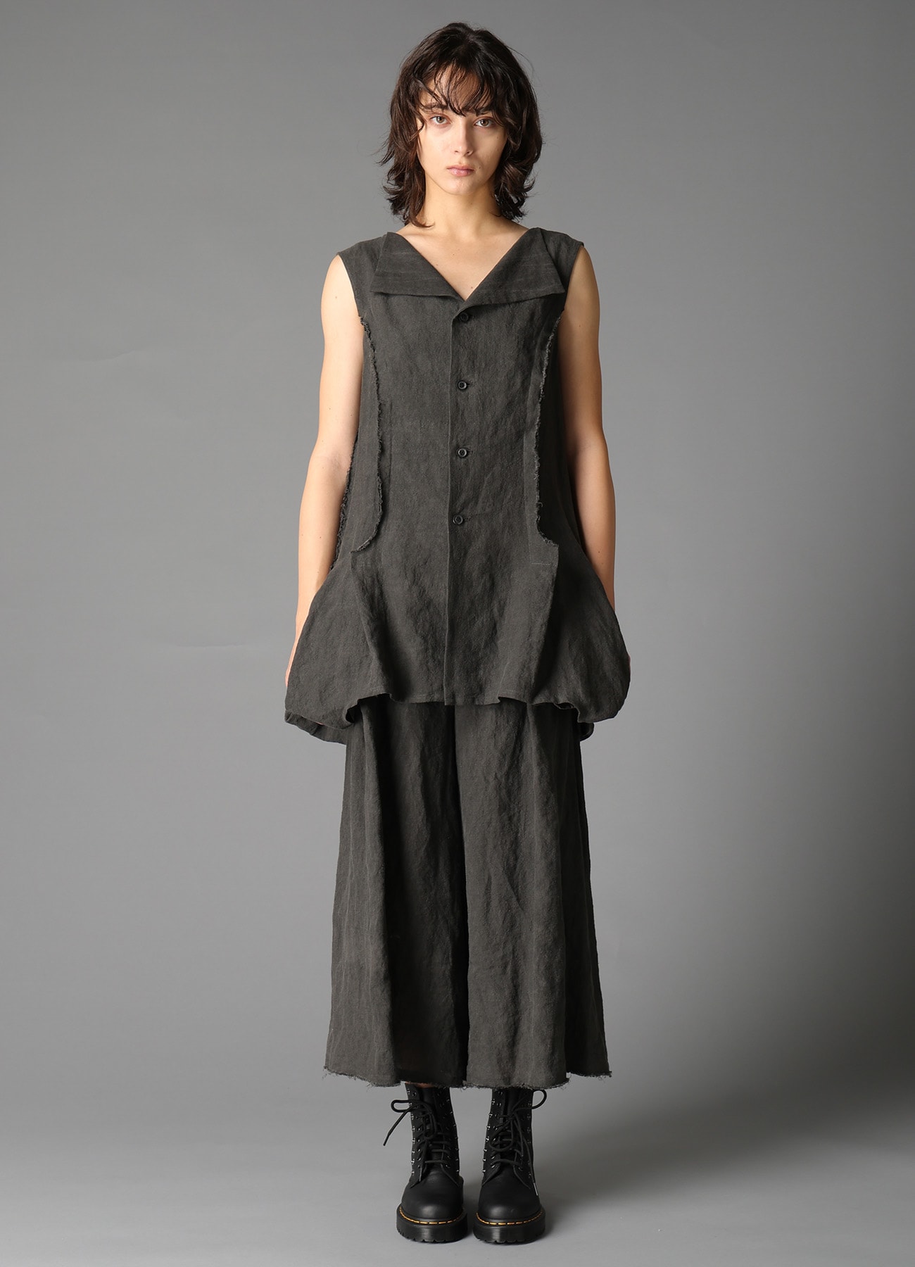 INK DYED LAWN HEM DETAIL VEST