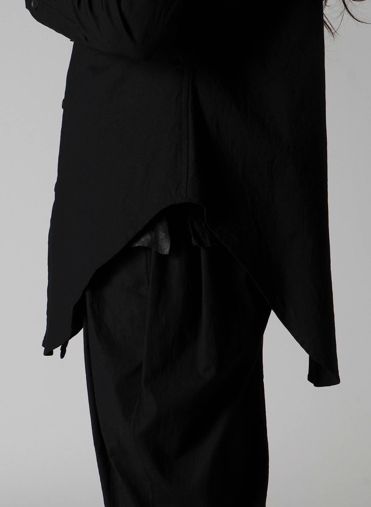 LIGHT POPLIN POCKET SQUARE SHIRT