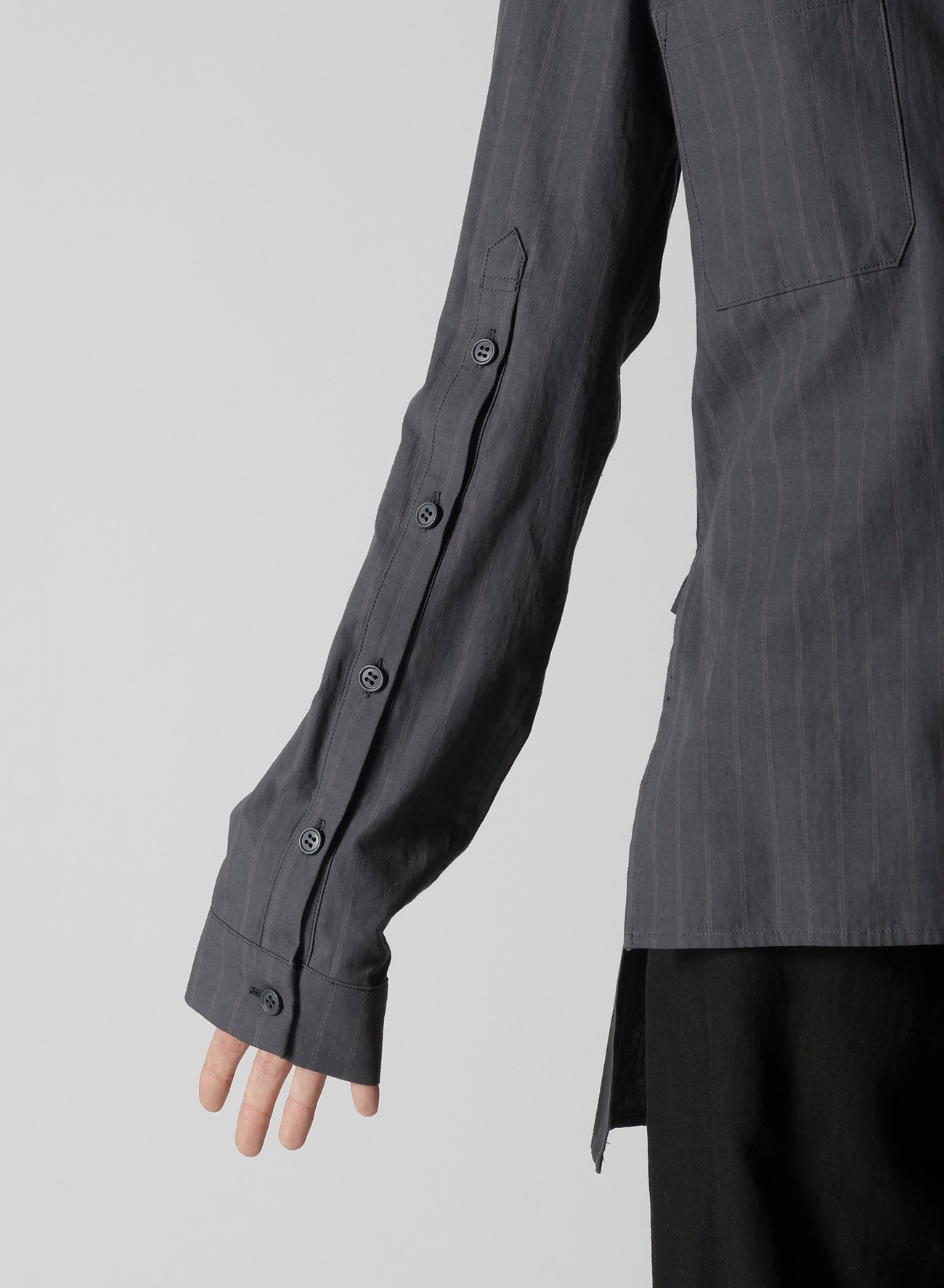 GREY STRIPE BACK SLIT SHIRT
