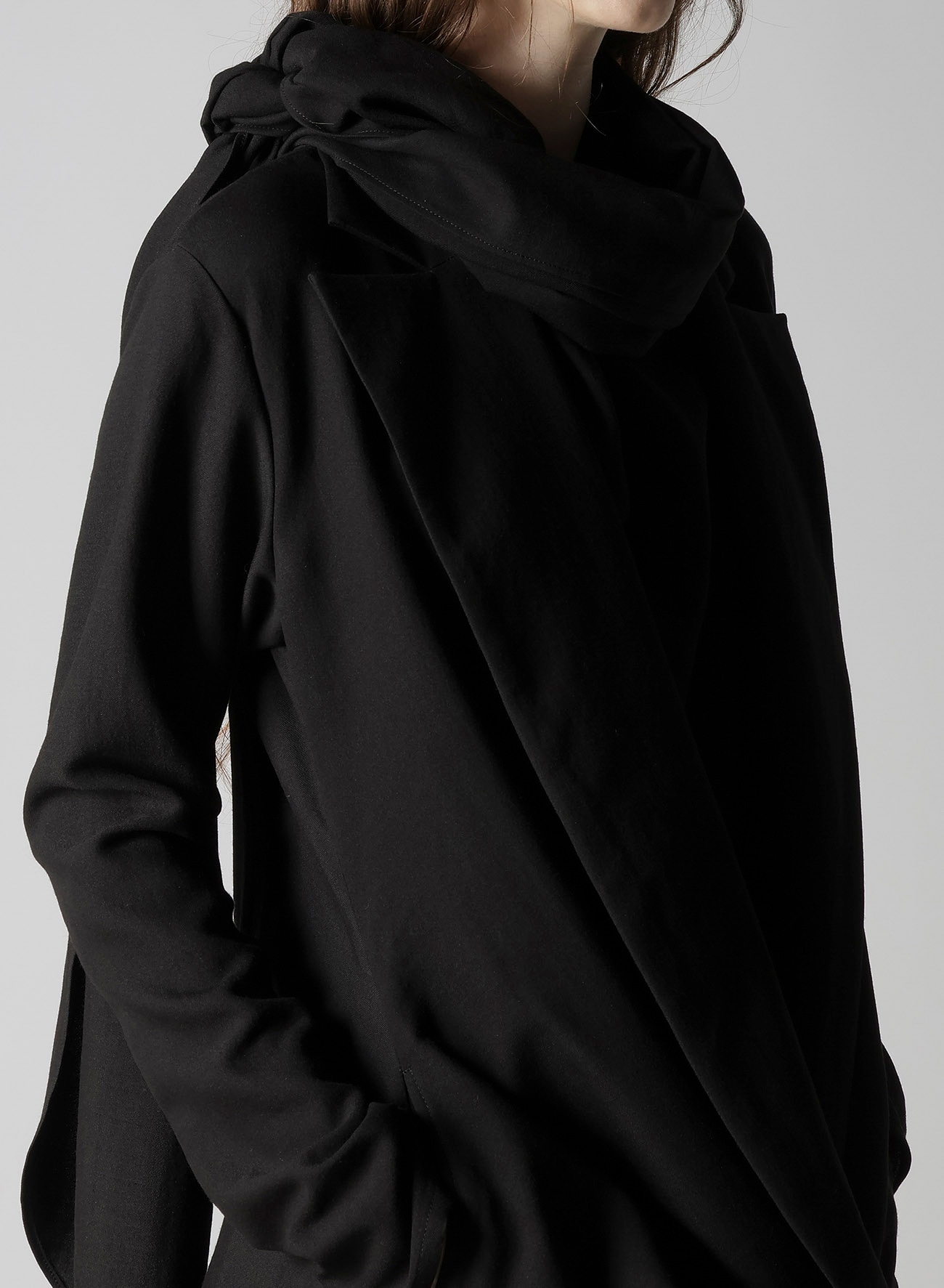 MILLED GABARDINE TWIST DRESS WITH SCARF