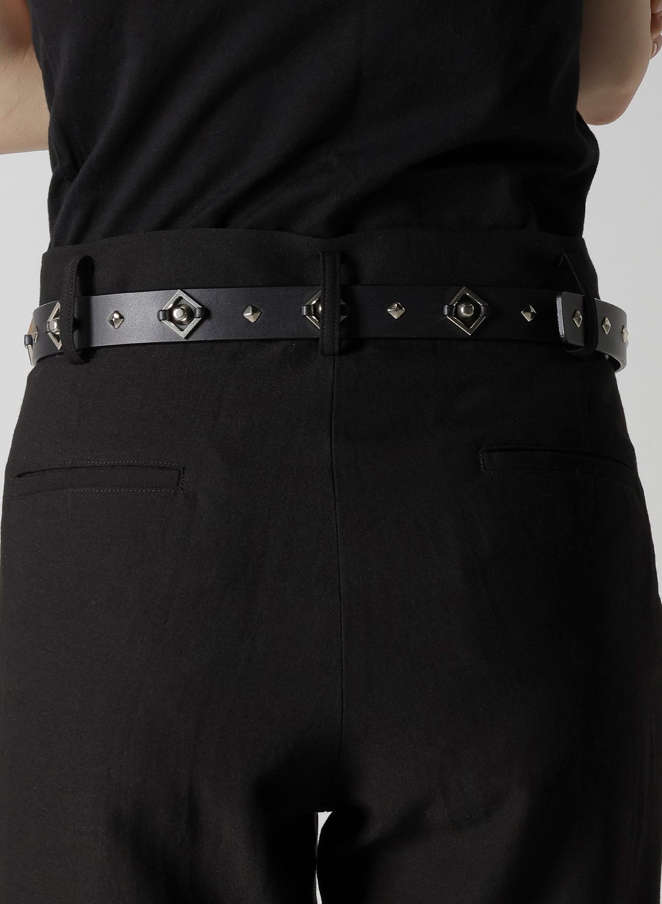 OIL TANNED LEATHER SQUARE DOTS BELT