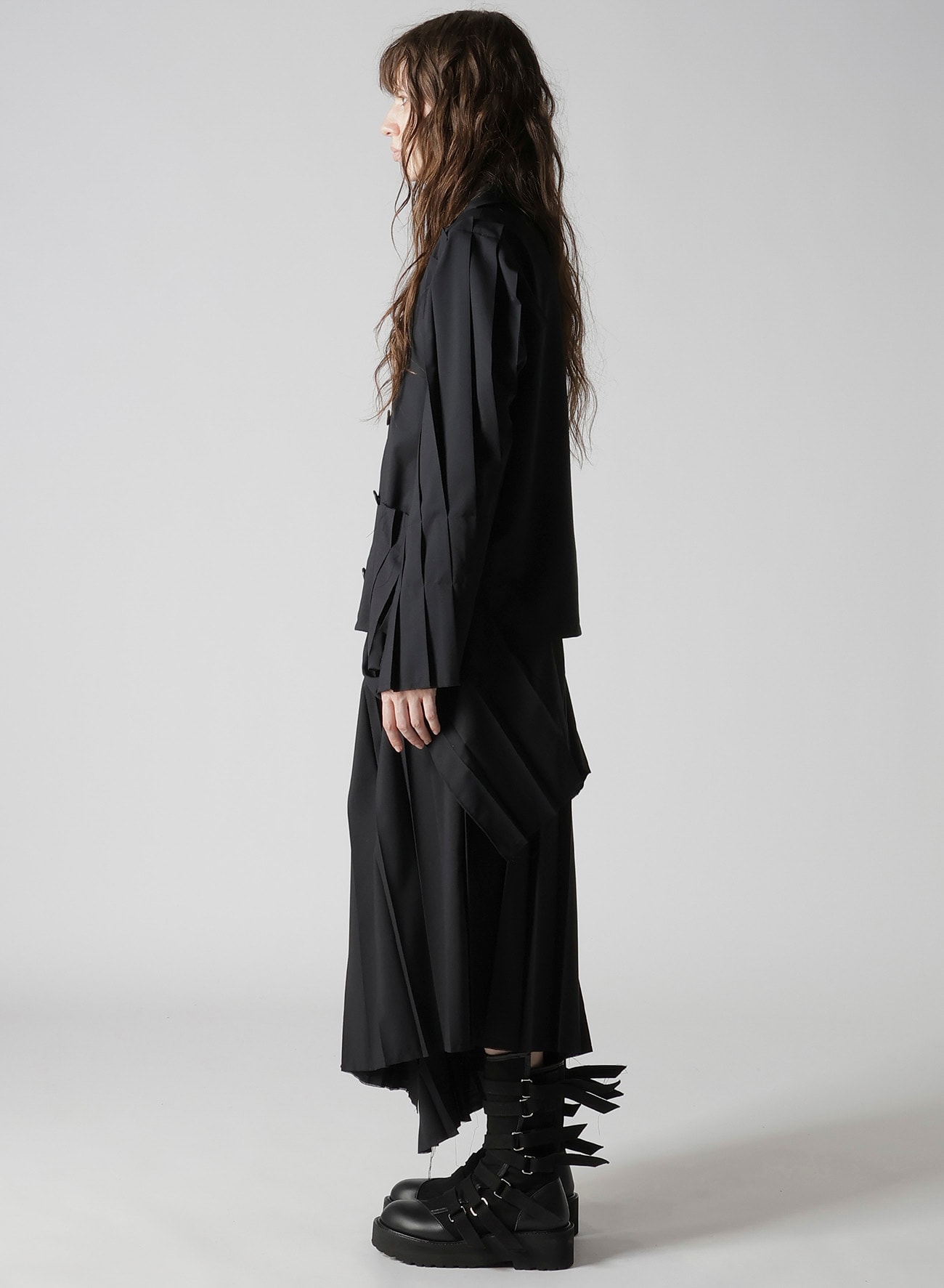 TROPICAL PLEATS SLEEVE JACKET