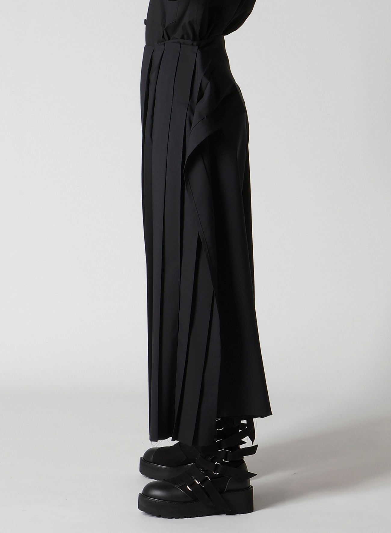 TROPICAL PLEATS PANTS(S Black): LIMI feu｜THE SHOP YOHJI