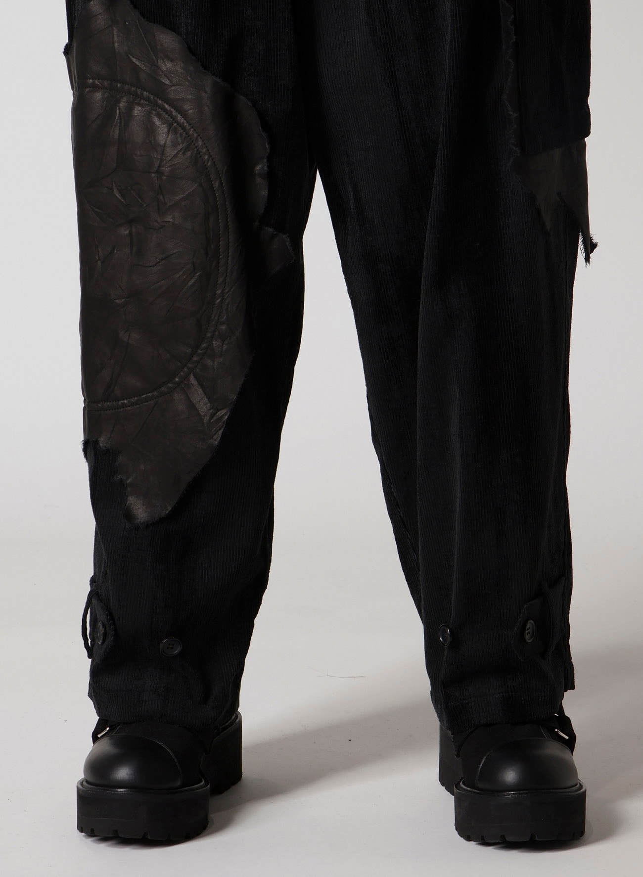FAINT PRINTED CORDUROY TAB PANTS