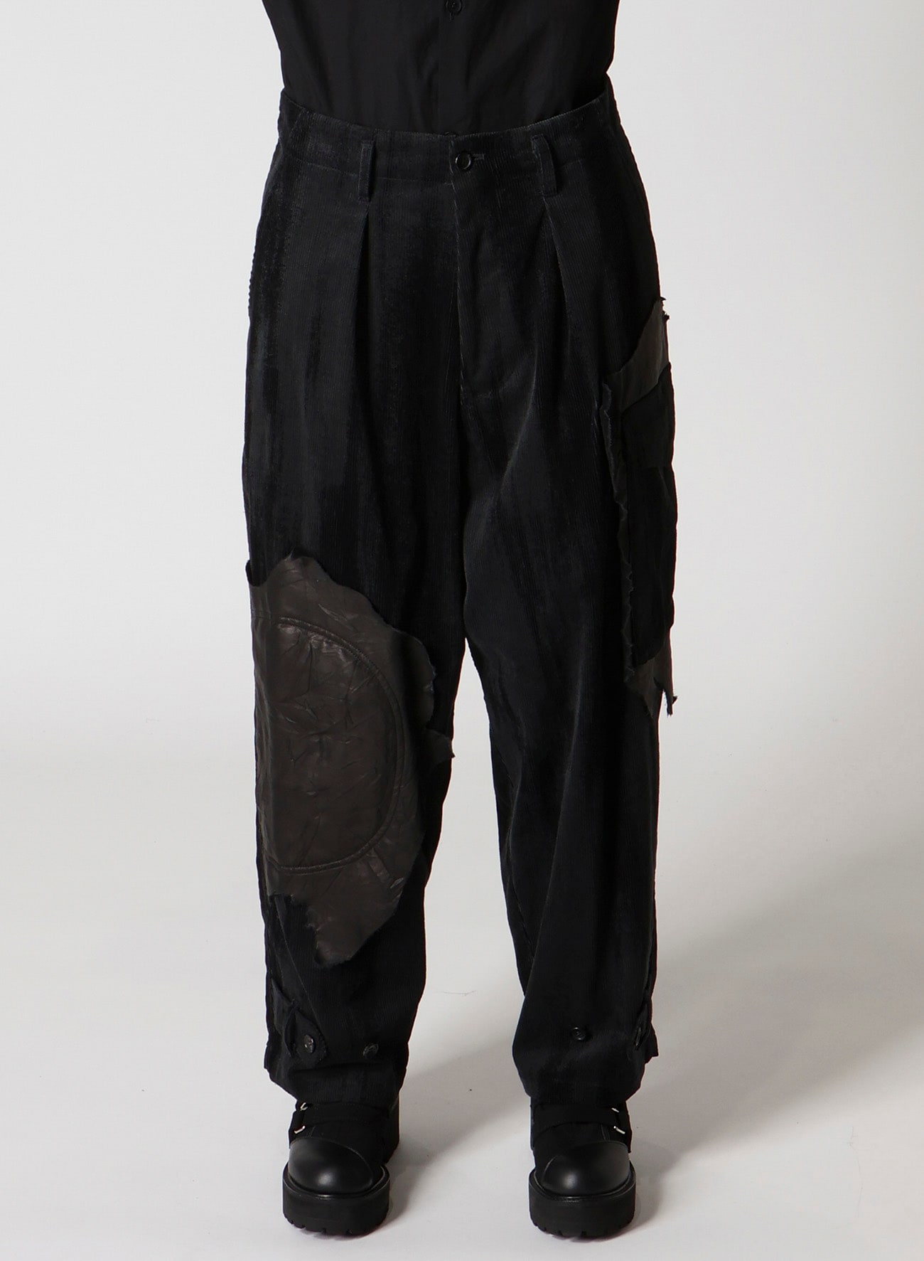FAINT PRINTED CORDUROY TAB PANTS