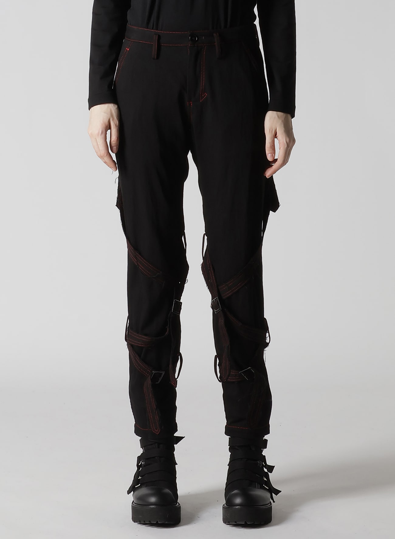 BLACK DENIM BELTED PANTS