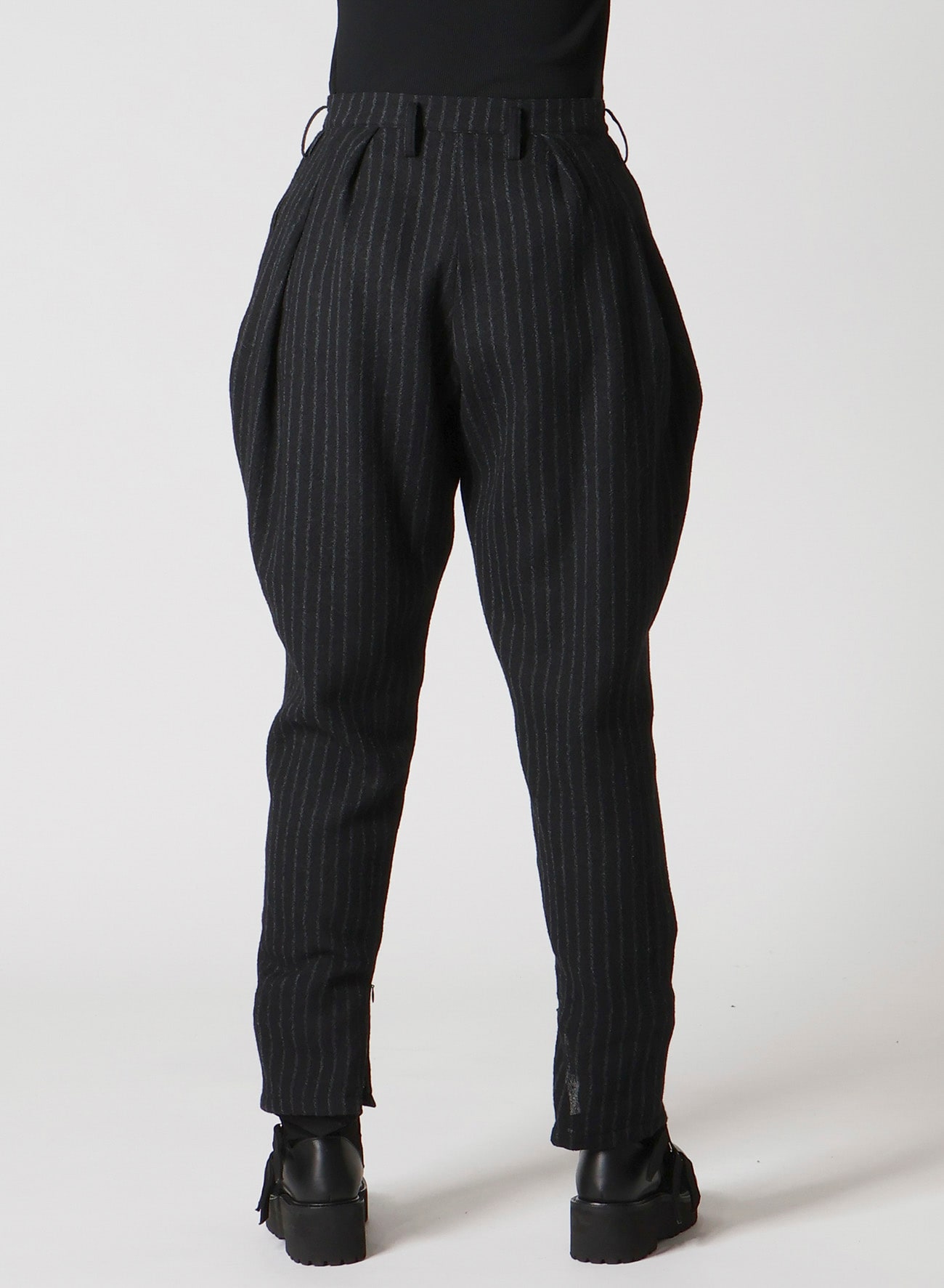 STRIPE GAUZE TUCK SLIM PNATS