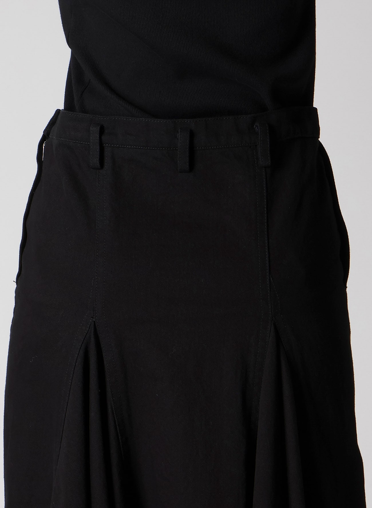 DAMEGED DENIM PANELED SKIRT