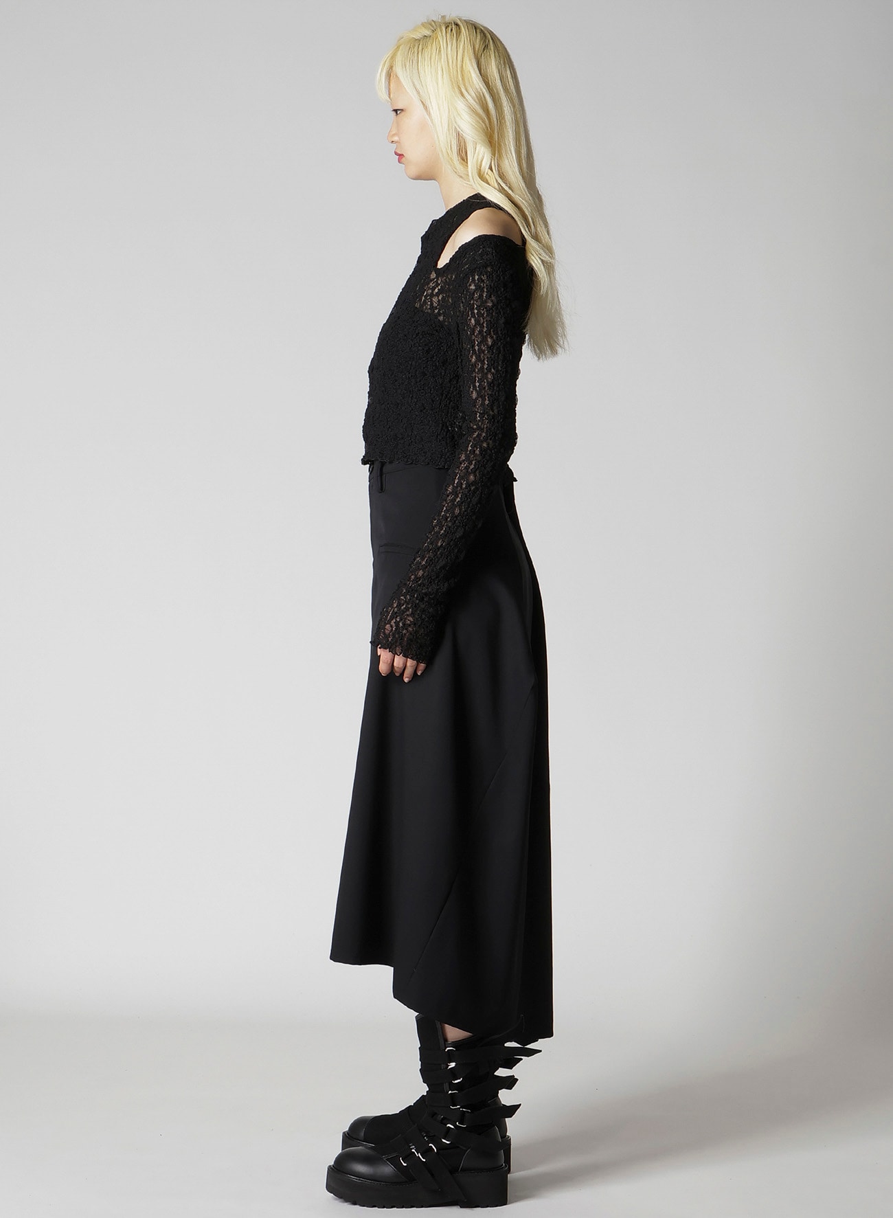 FLOWER SHIRRING SLIT CARDIGAN