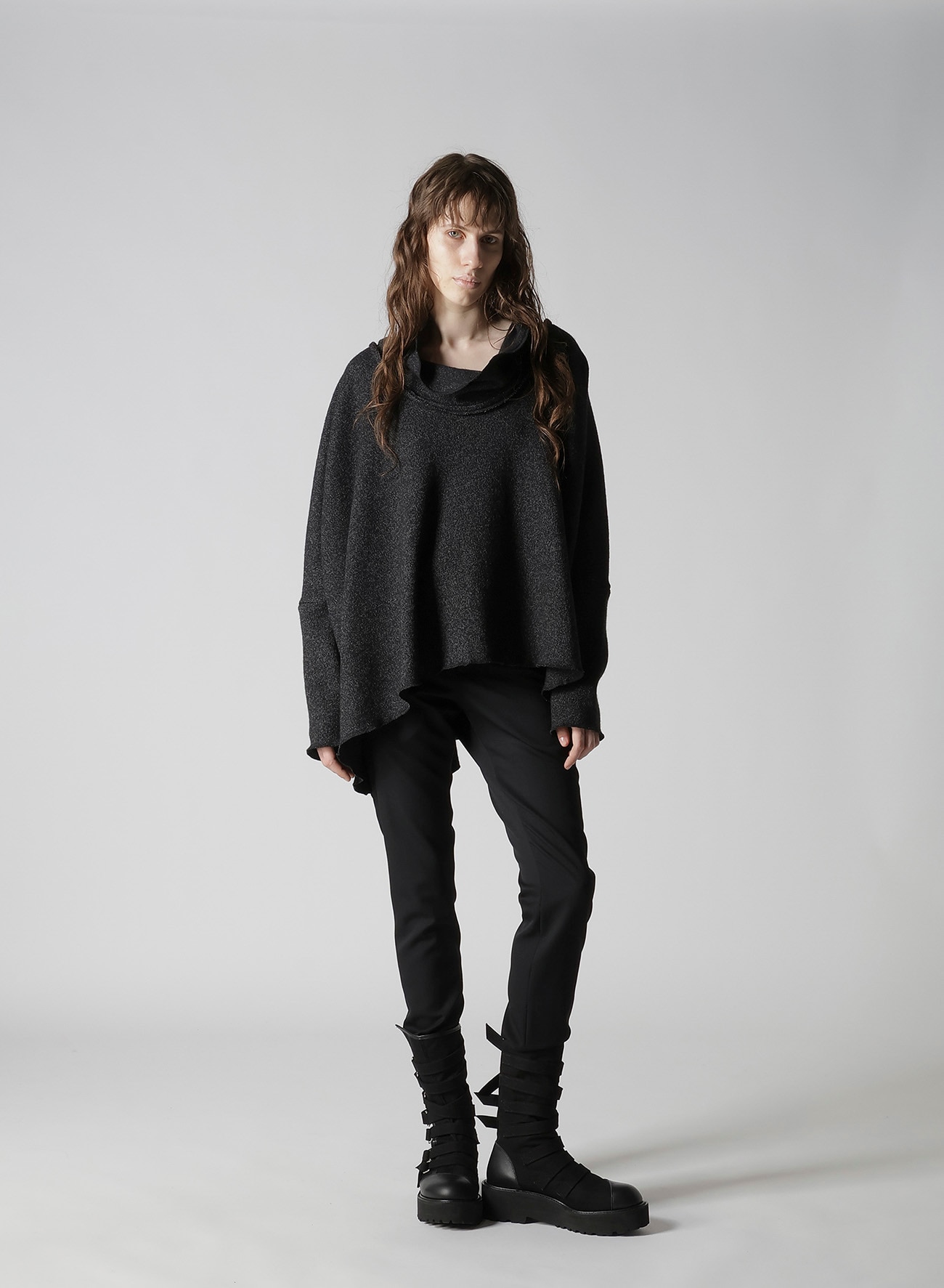 PLAIN STITCH ROUND NECK T-SHIRT