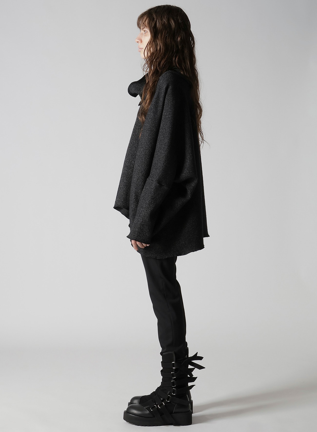 PLAIN STITCH ROUND NECK T-SHIRT