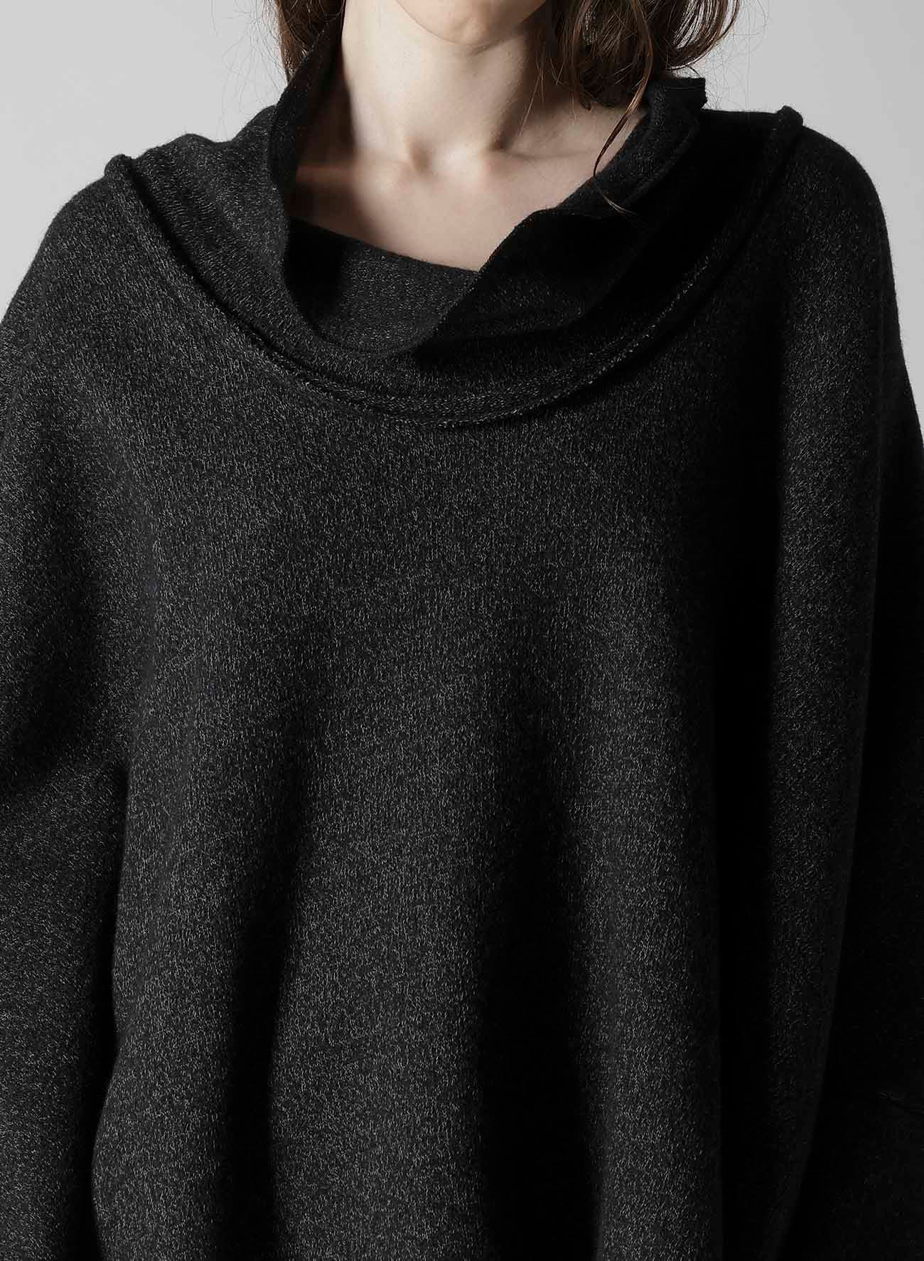 PLAIN STITCH ROUND NECK T-SHIRT