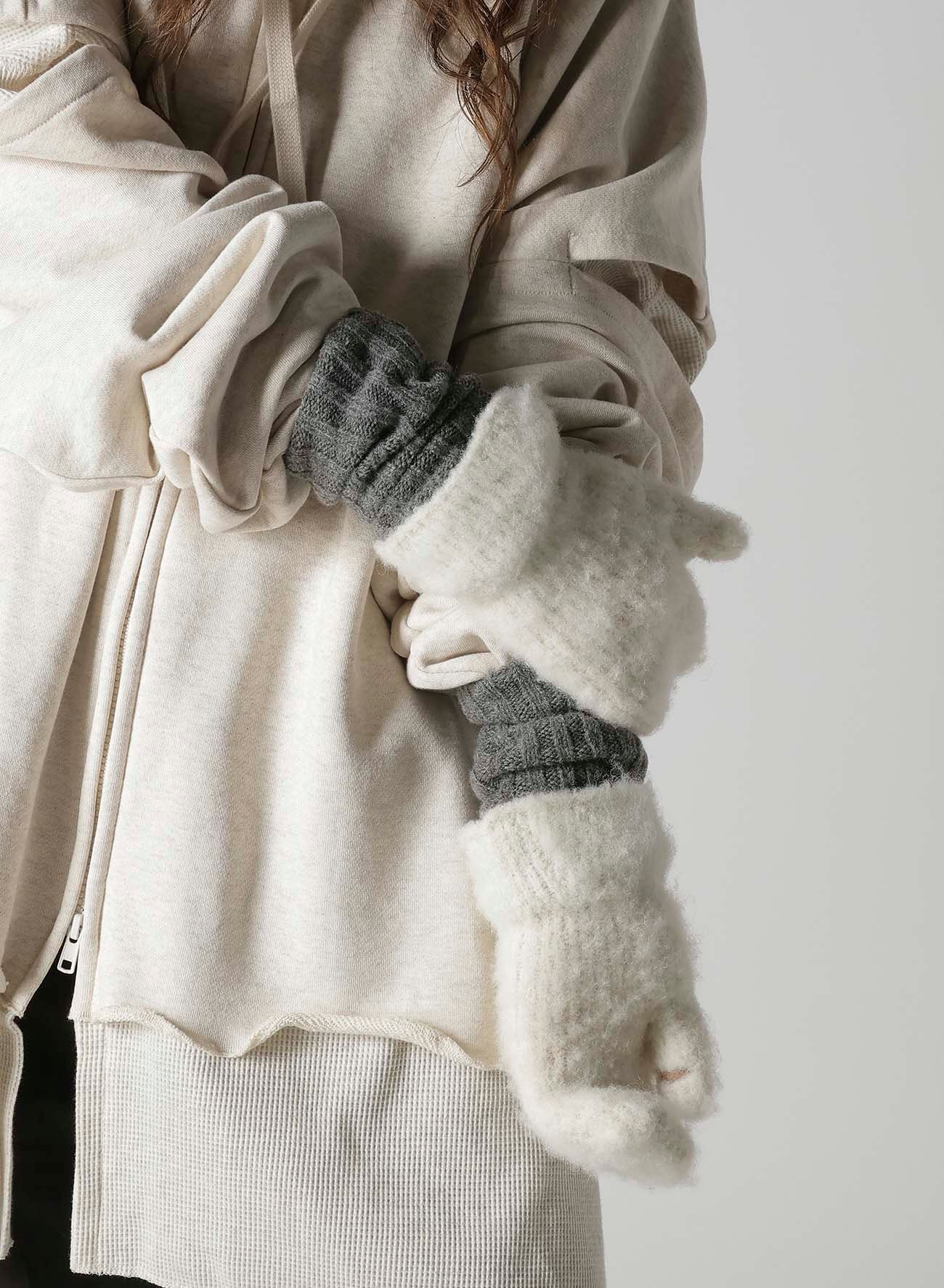 BRUSHED ALPACA LONG ARM MITTEN