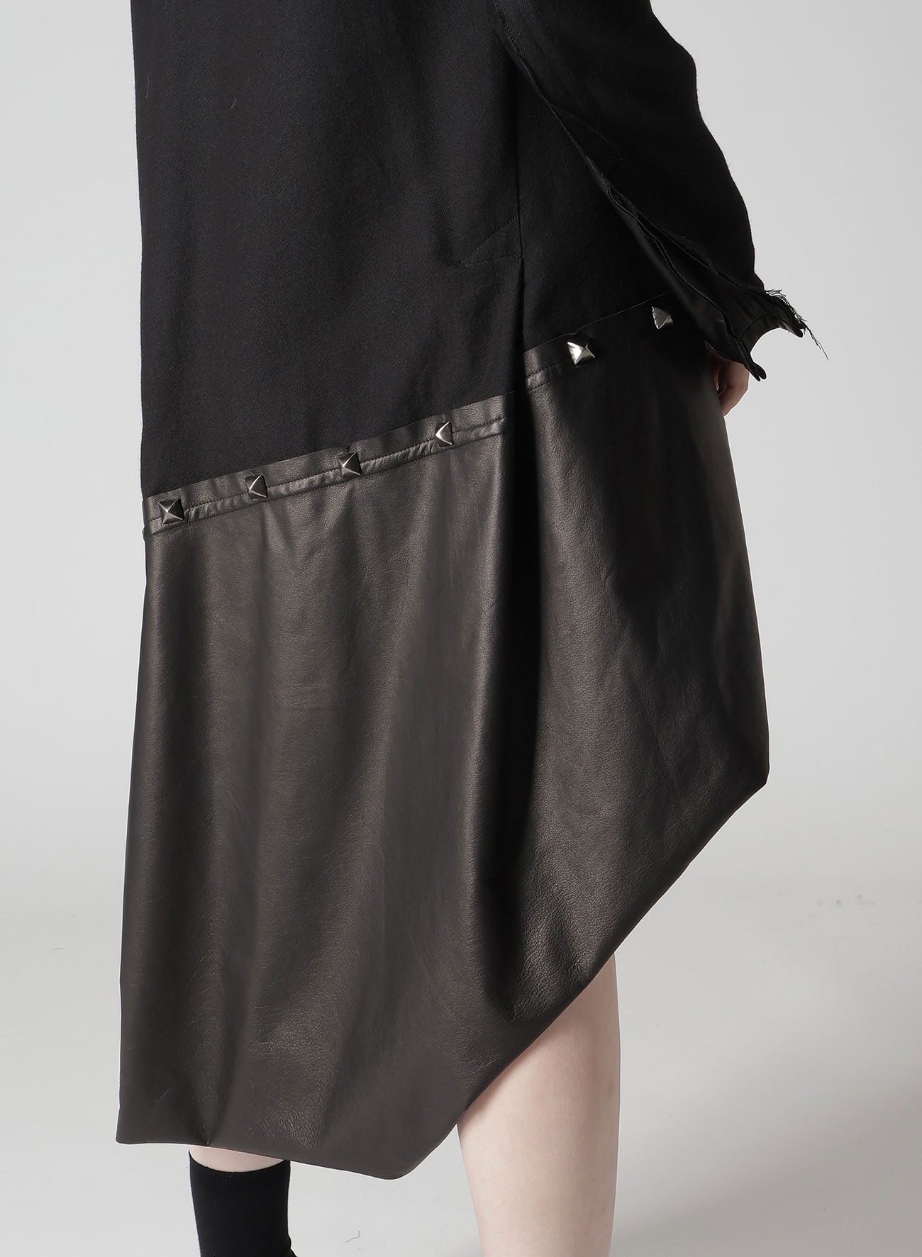 LIGHT SERGE PANELED DRESS