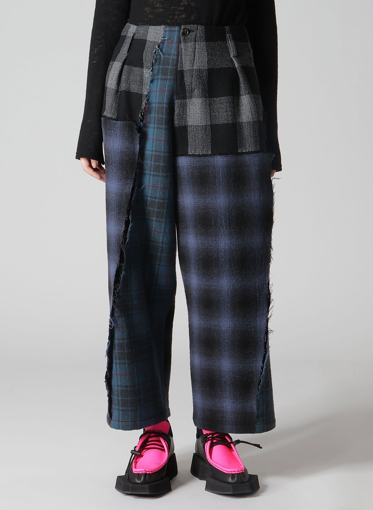 MULTI PLAID B TUCKED PANTS