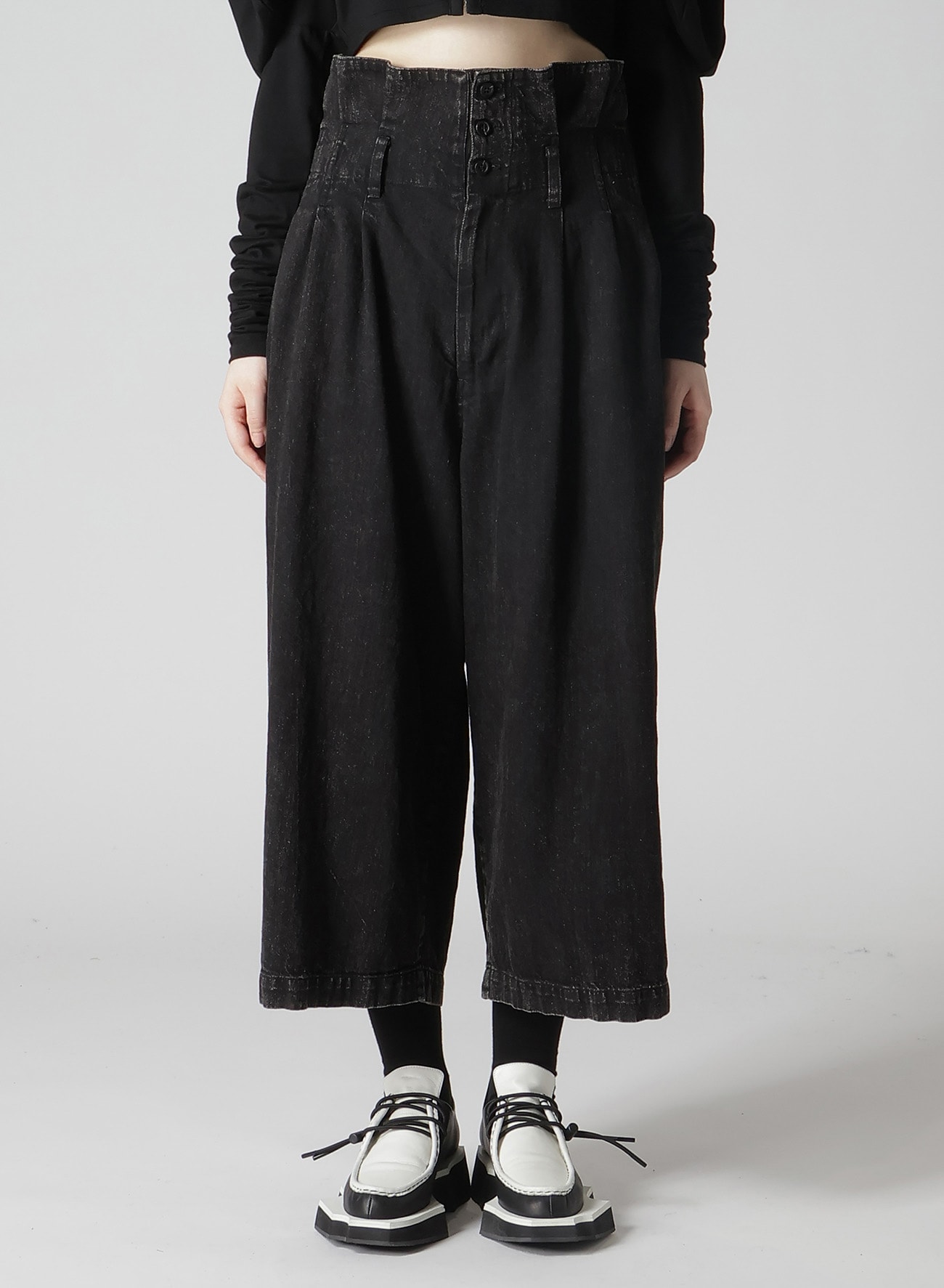 POWDER BLEACH HIGH-WAIST CROPPED PANTS