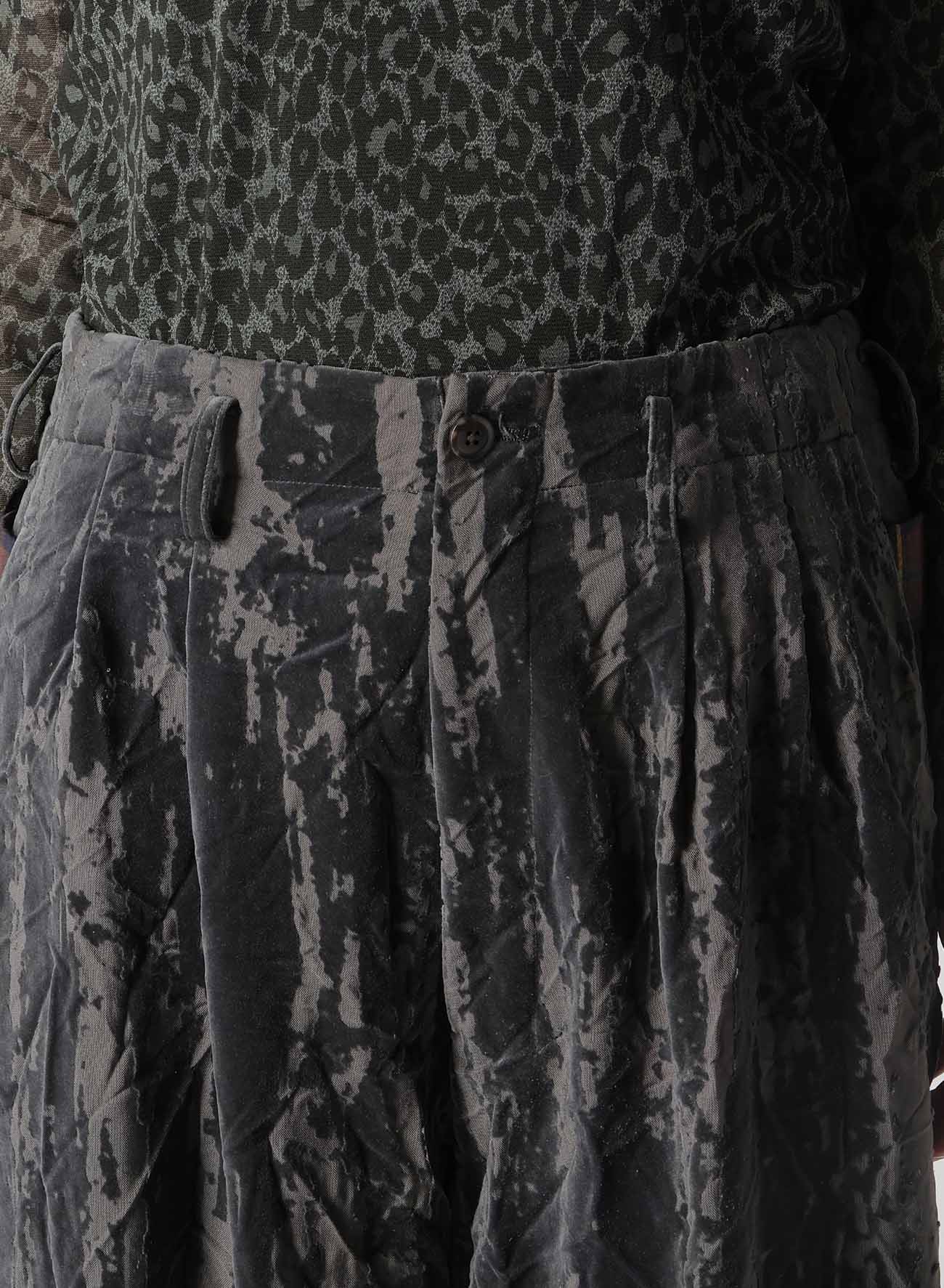 GRUNGE VELVET TUCK PANTS