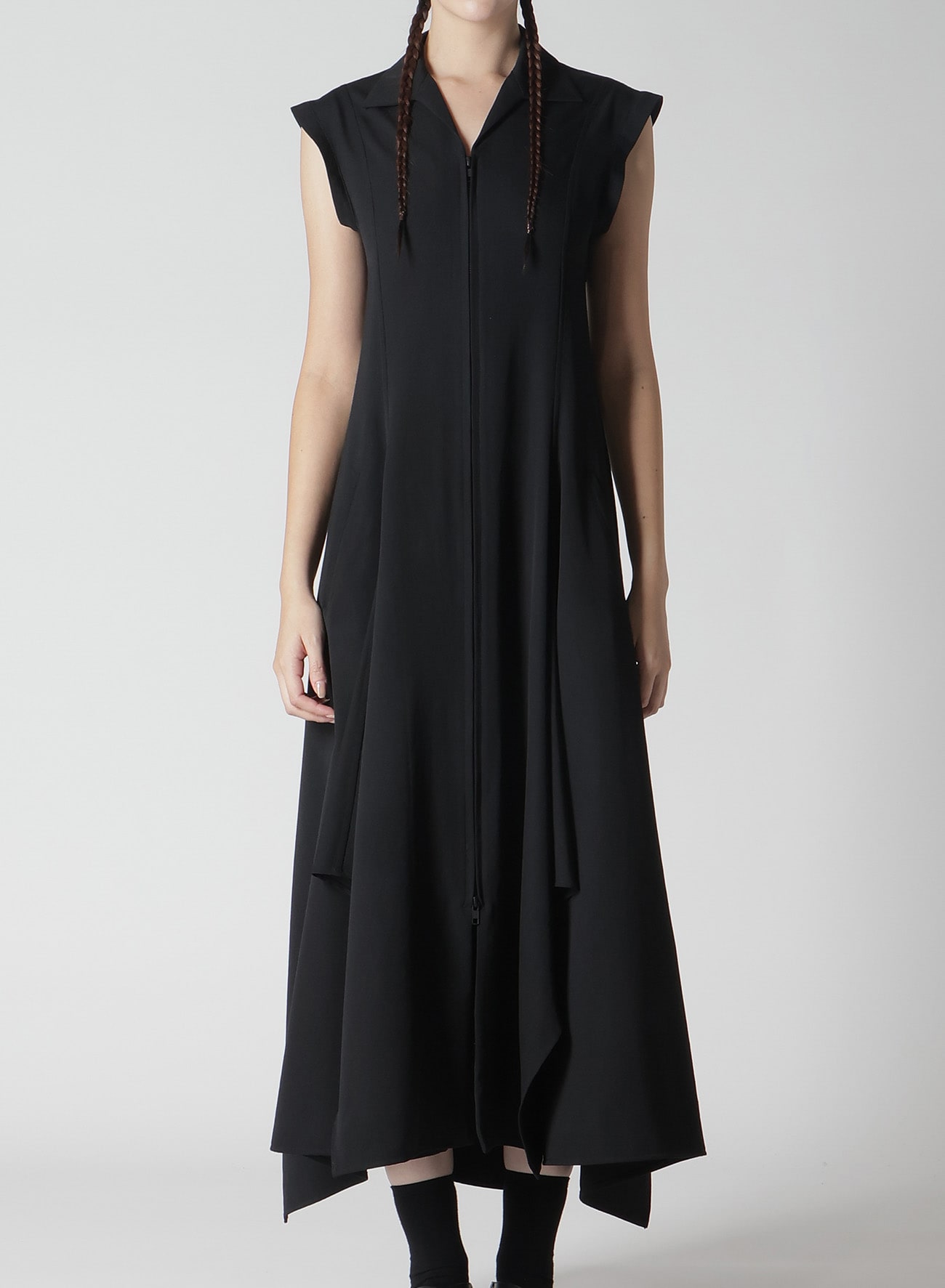 WOOL GABARDINE FRONT OPEN FLARED DRESS