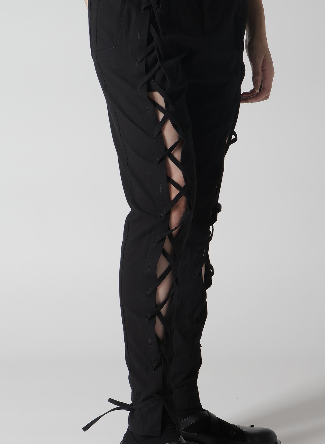 MUSLIN LACE-UP PANTS