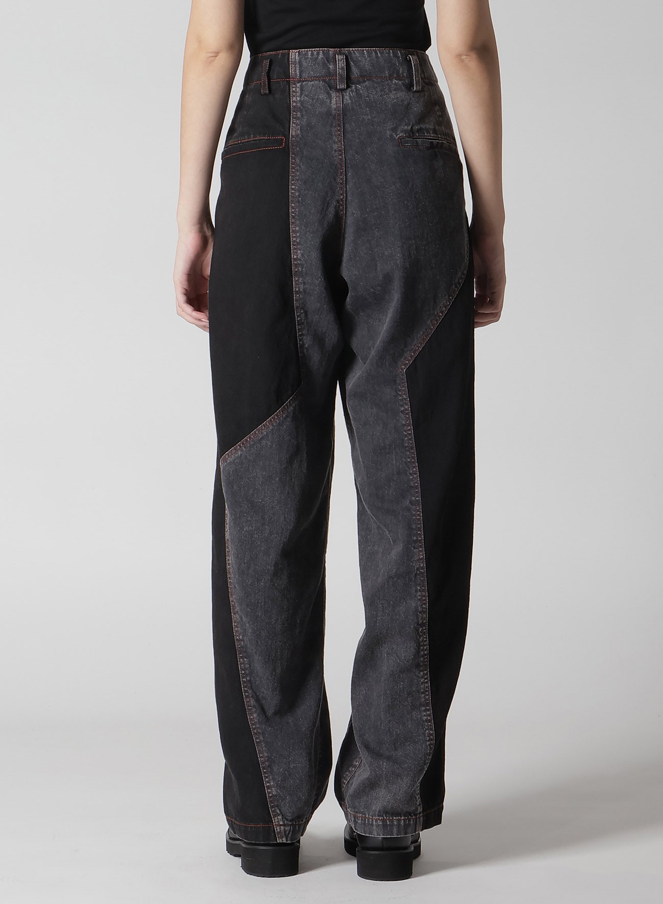 POWDER BLEACH PANELED PANTS