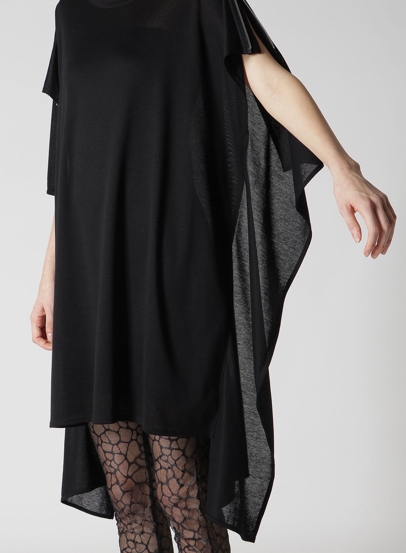 PARALLELED PLAIN STITCH SQUARE ZIP DRESS
